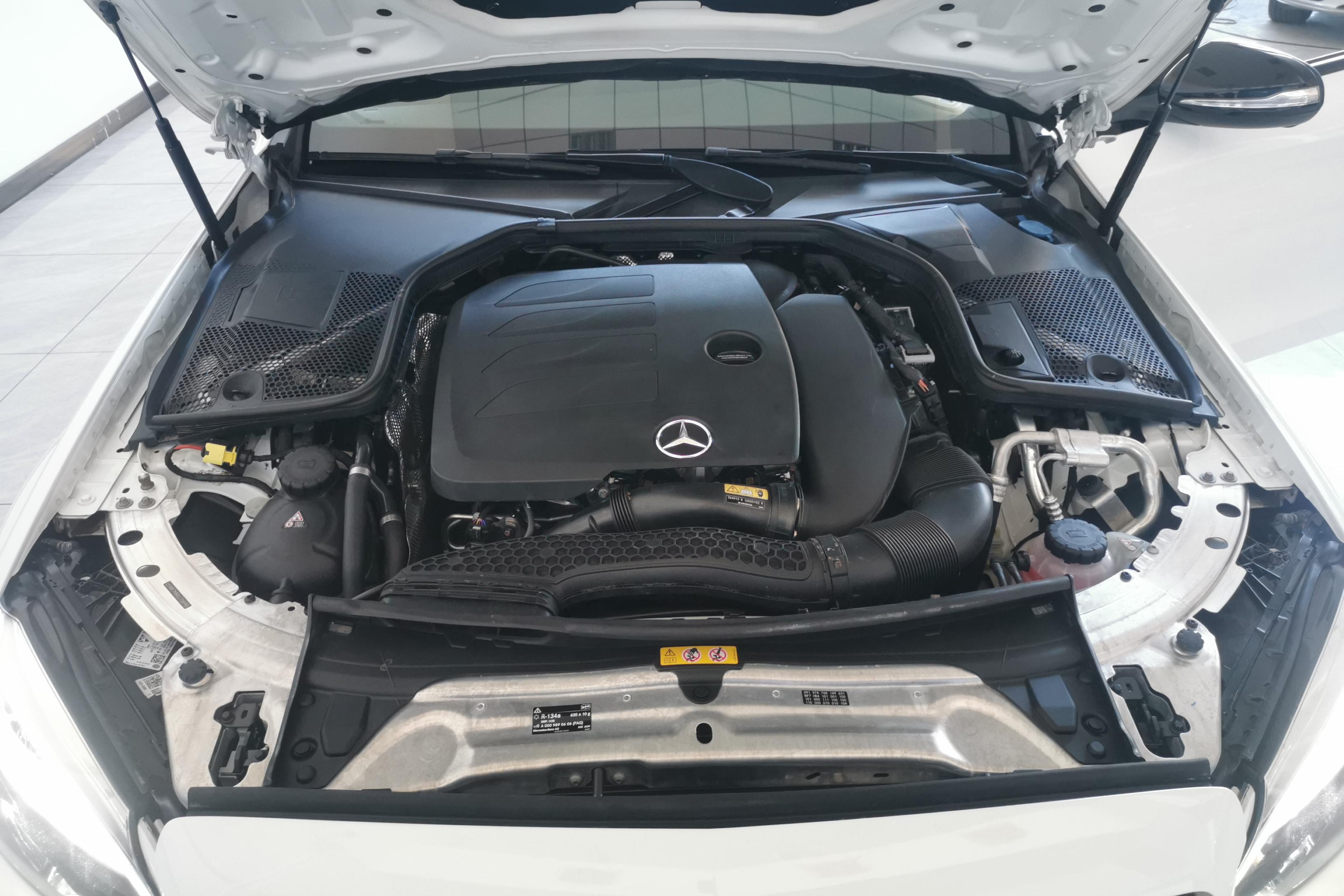 奔驰C级 C260 2020款 1.5T 自动 运动版改款 (国Ⅵ) 
