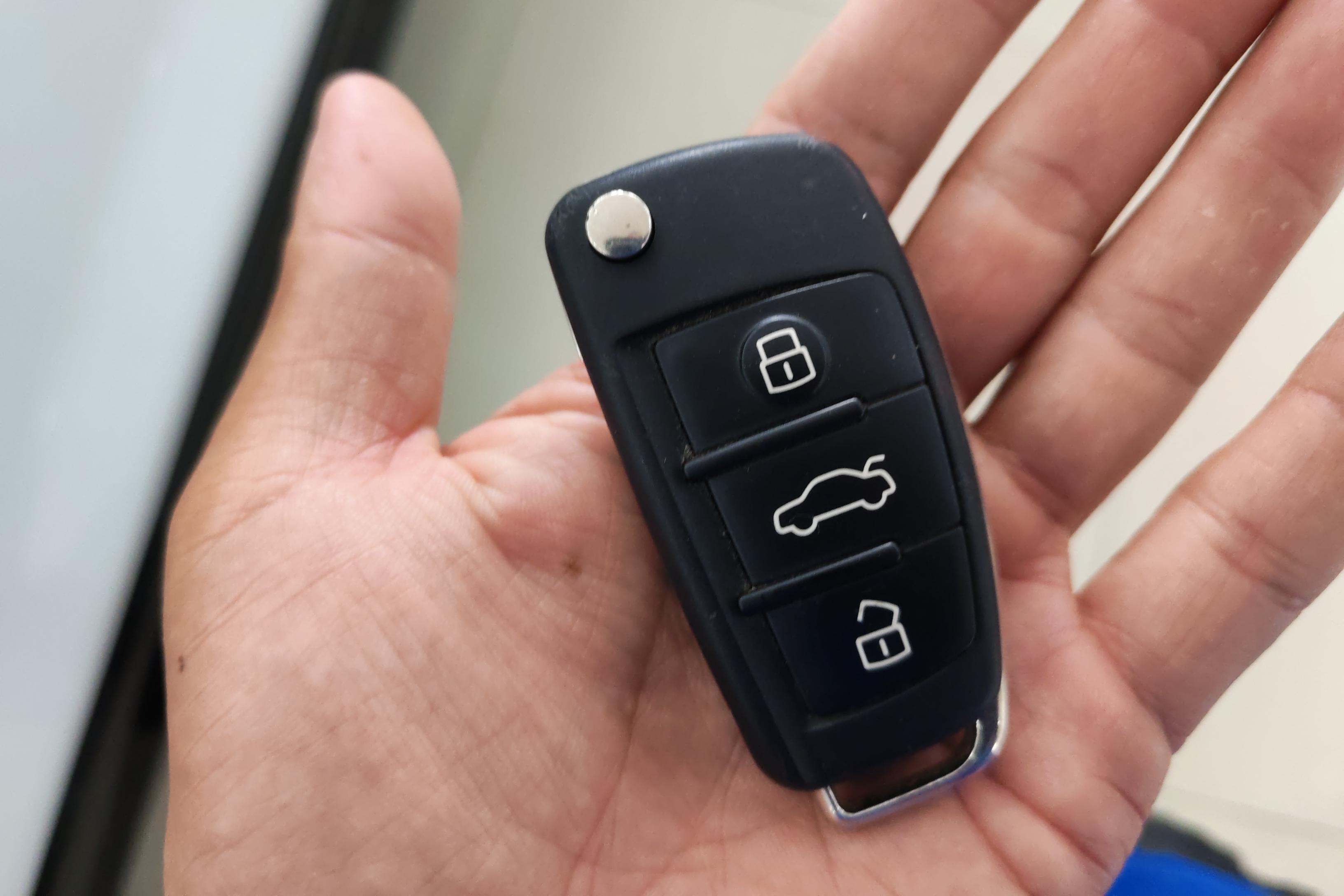 奥迪Q2L 35TFSI 2021款 1.4T 自动 进取动感型 (国Ⅵ) 