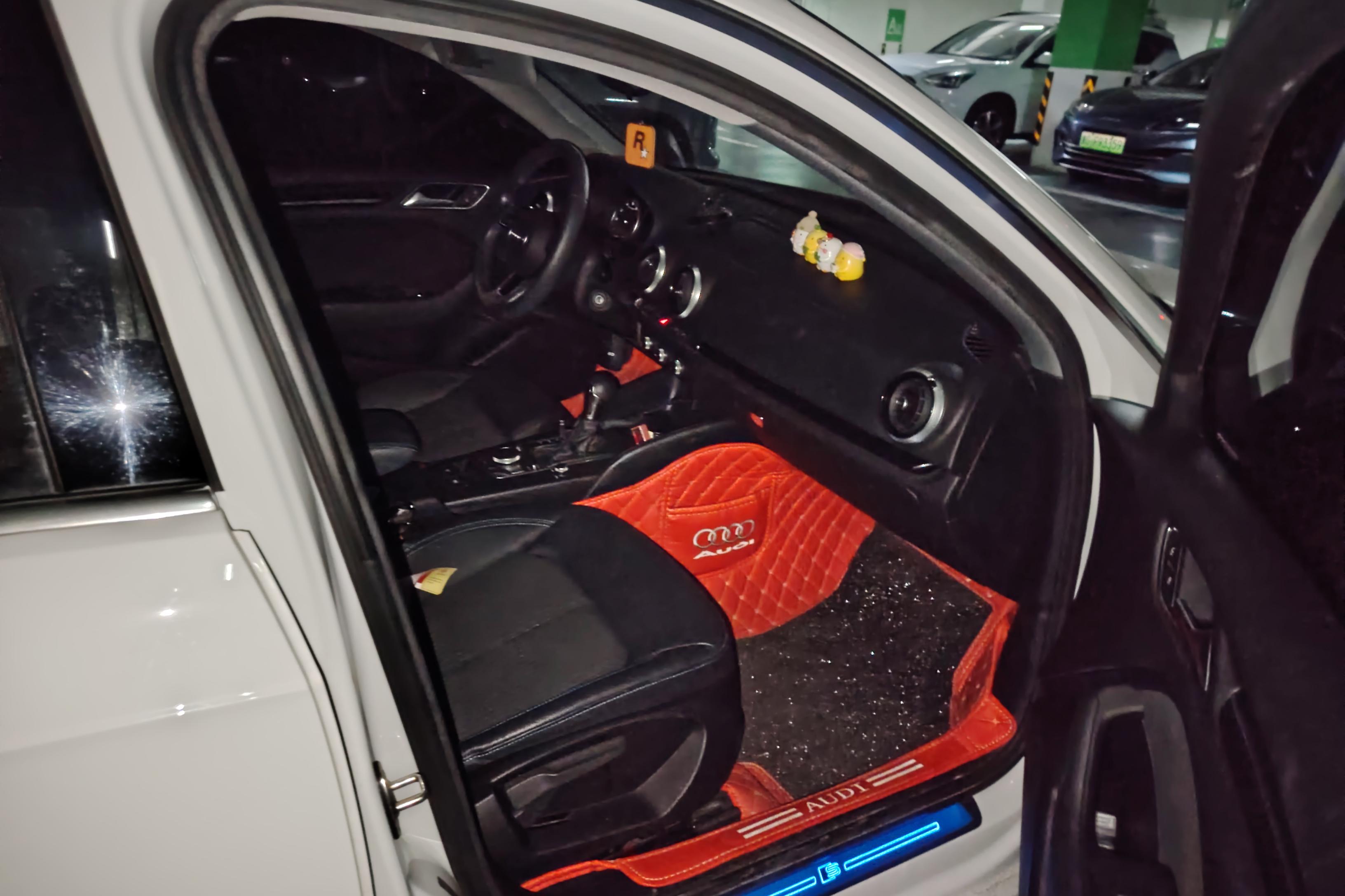 奥迪A3 35TFSI 2020款 1.4T 自动 汽油 改款进取型Sportback (国Ⅵ) 