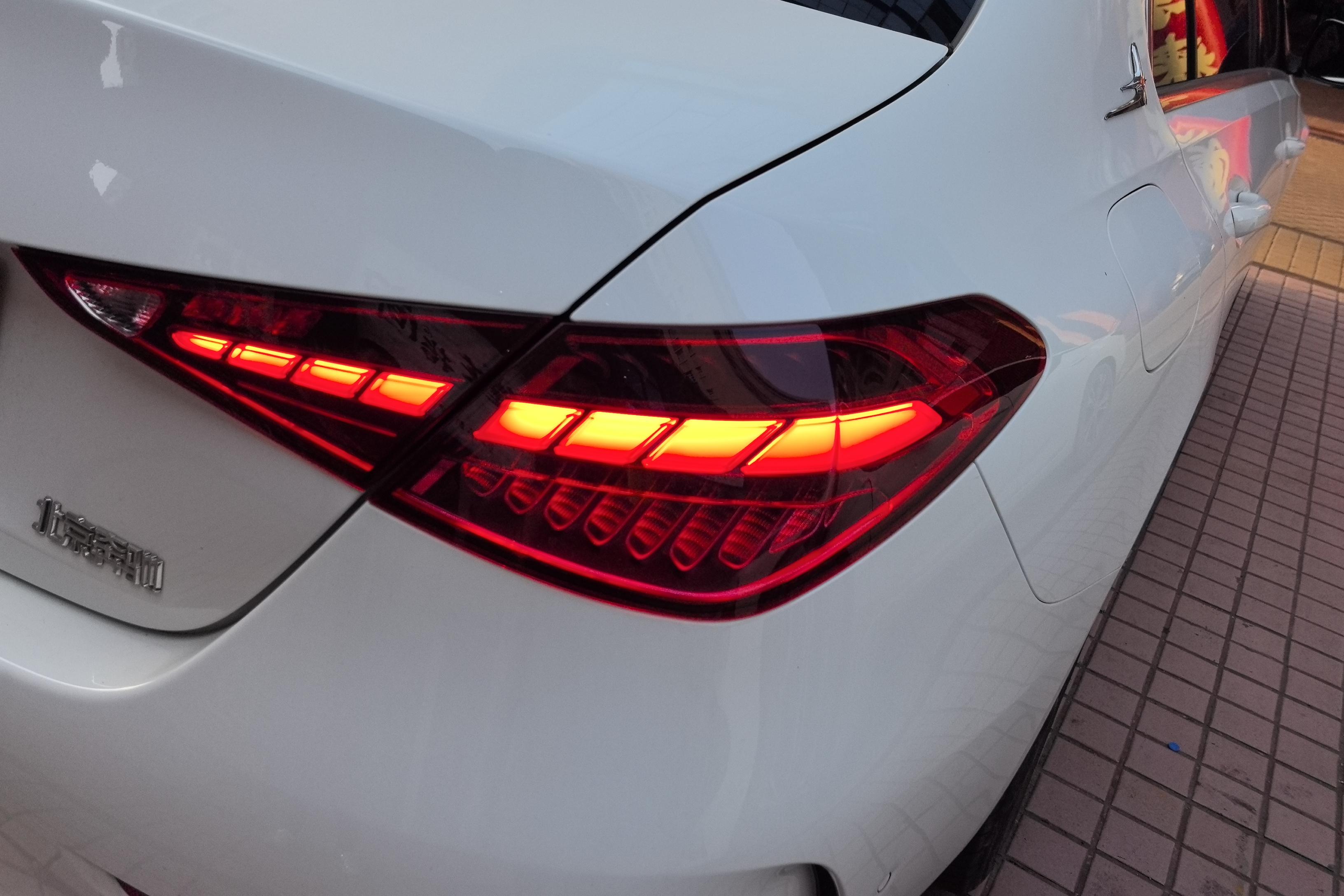 奔驰C级 C260L 2022款 1.5T 自动 运动版 (国Ⅵ) 