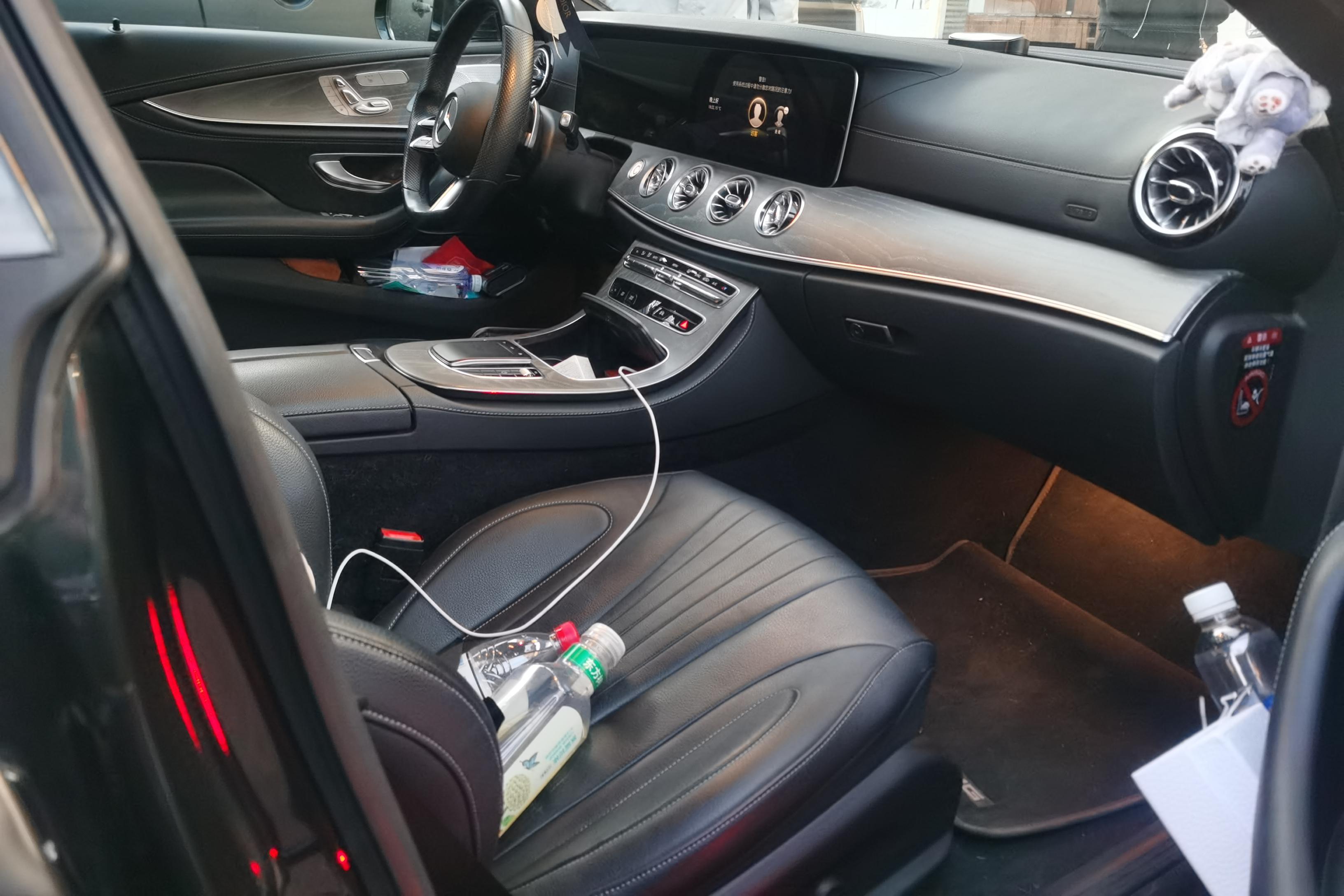 奔驰CLS级 CLS300 [进口] 2022款 2.0T 自动 豪华型 