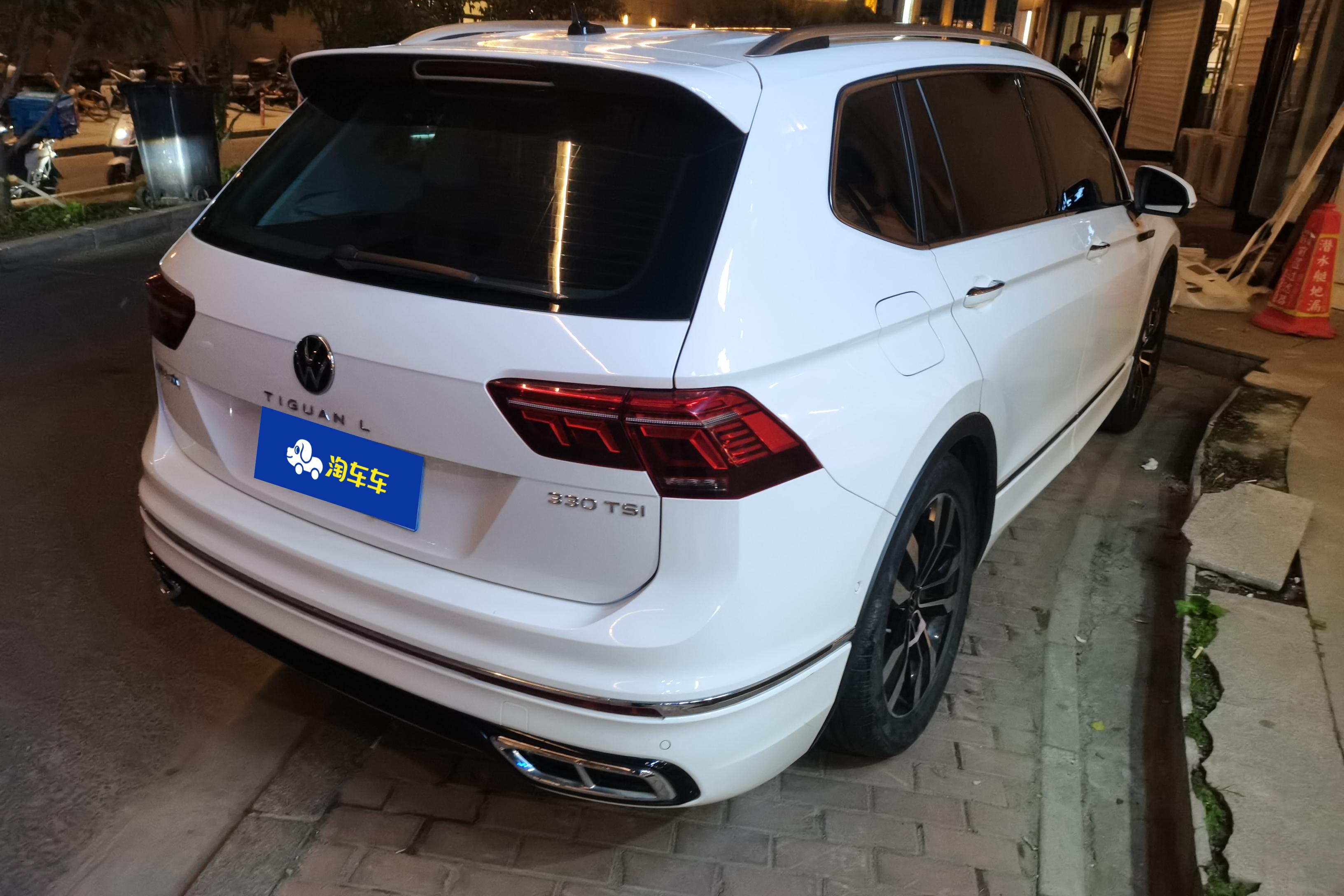 大众途观L R-Line 2022款 2.0T 自动 越享版 (国Ⅵ) 