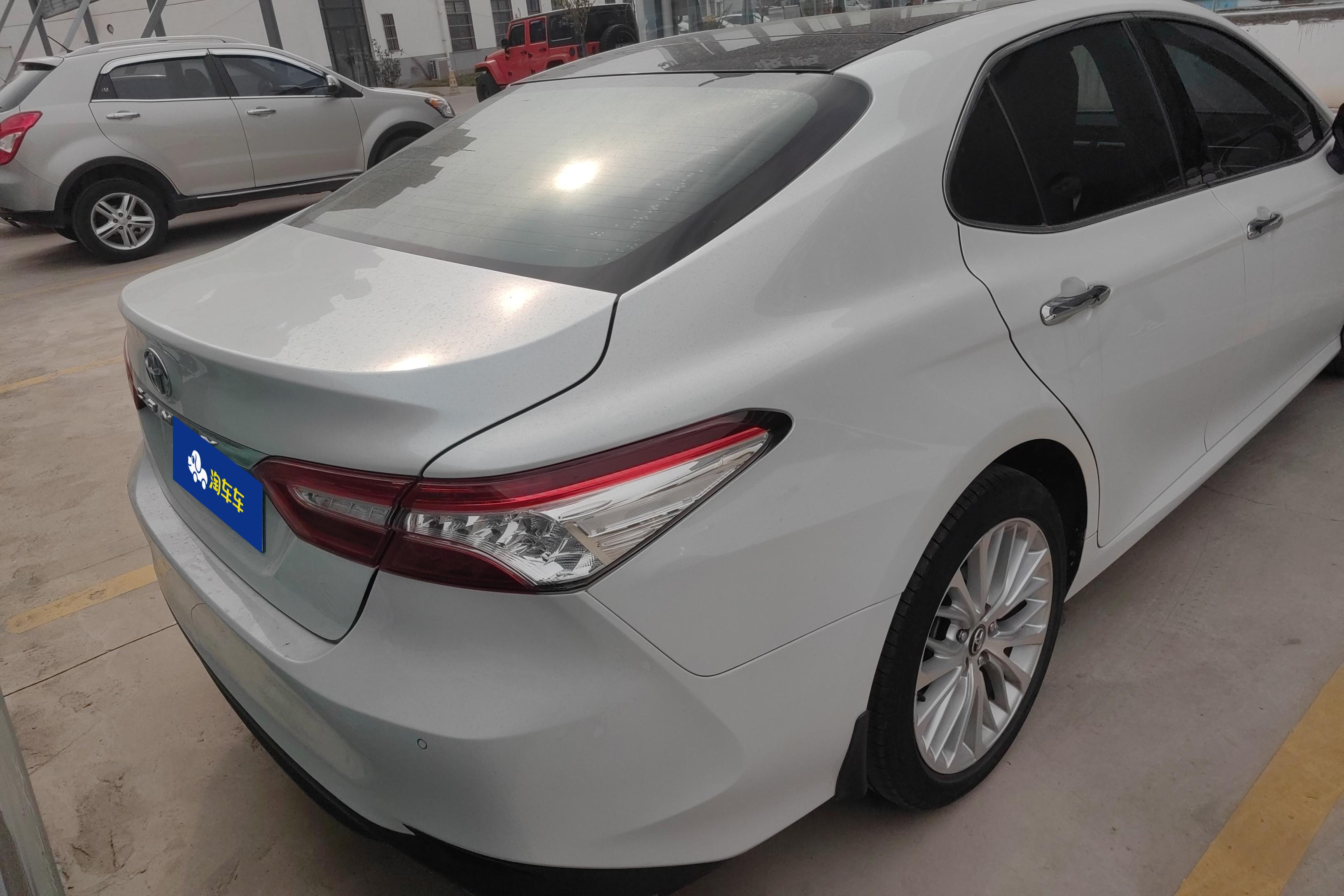 丰田凯美瑞 2019款 2.5L 自动 豪华版 (国Ⅵ) 