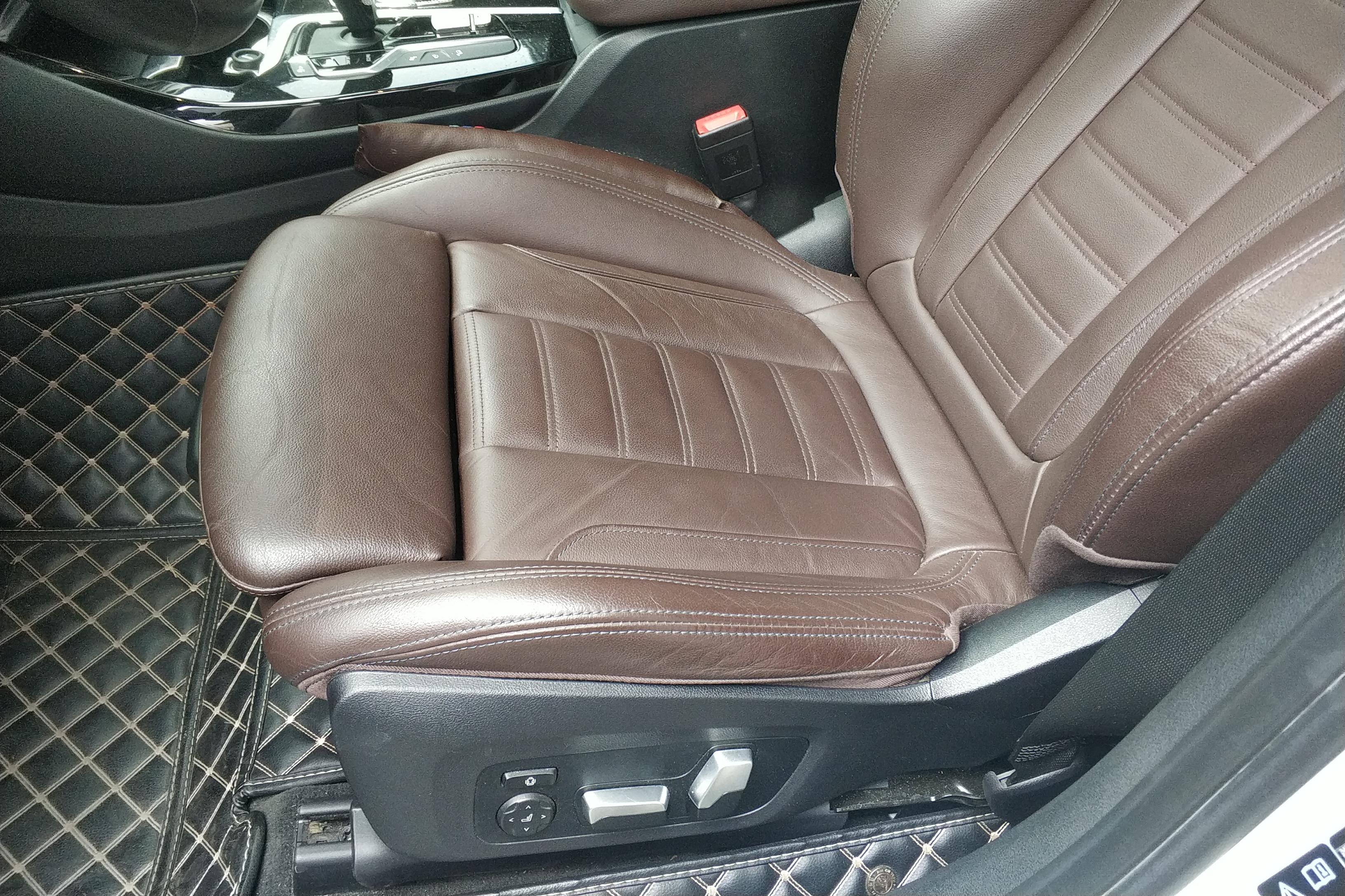 宝马X3 2021款 2.0T 自动 四驱 领先型M运动套装 (国Ⅵ) 
