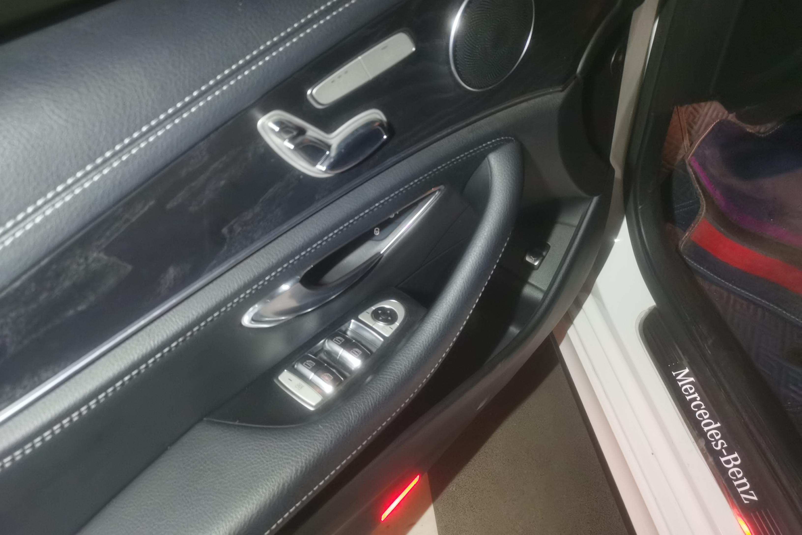 奔驰E级 E200L 2019款 2.0T 自动 汽油 运动型 (国Ⅴ) 