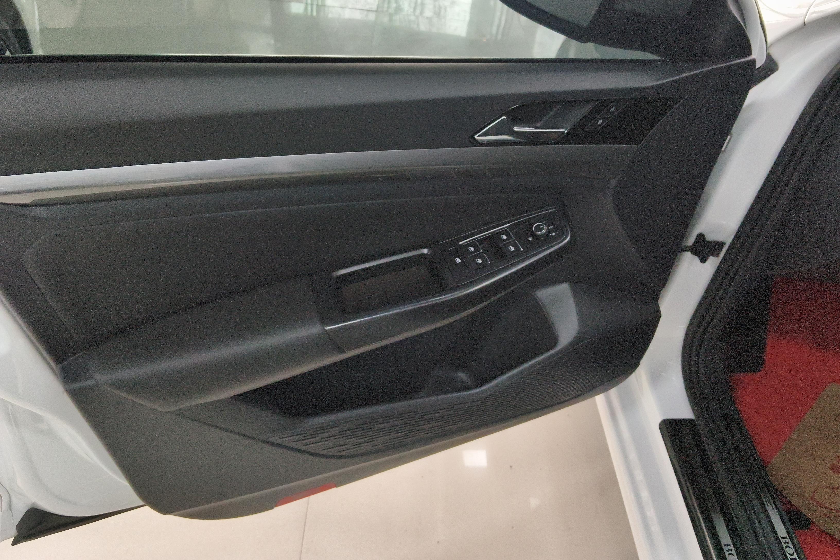 大众宝来 2021款 1.5L 自动 4门5座三厢车 精英智联版 (国Ⅵ) 