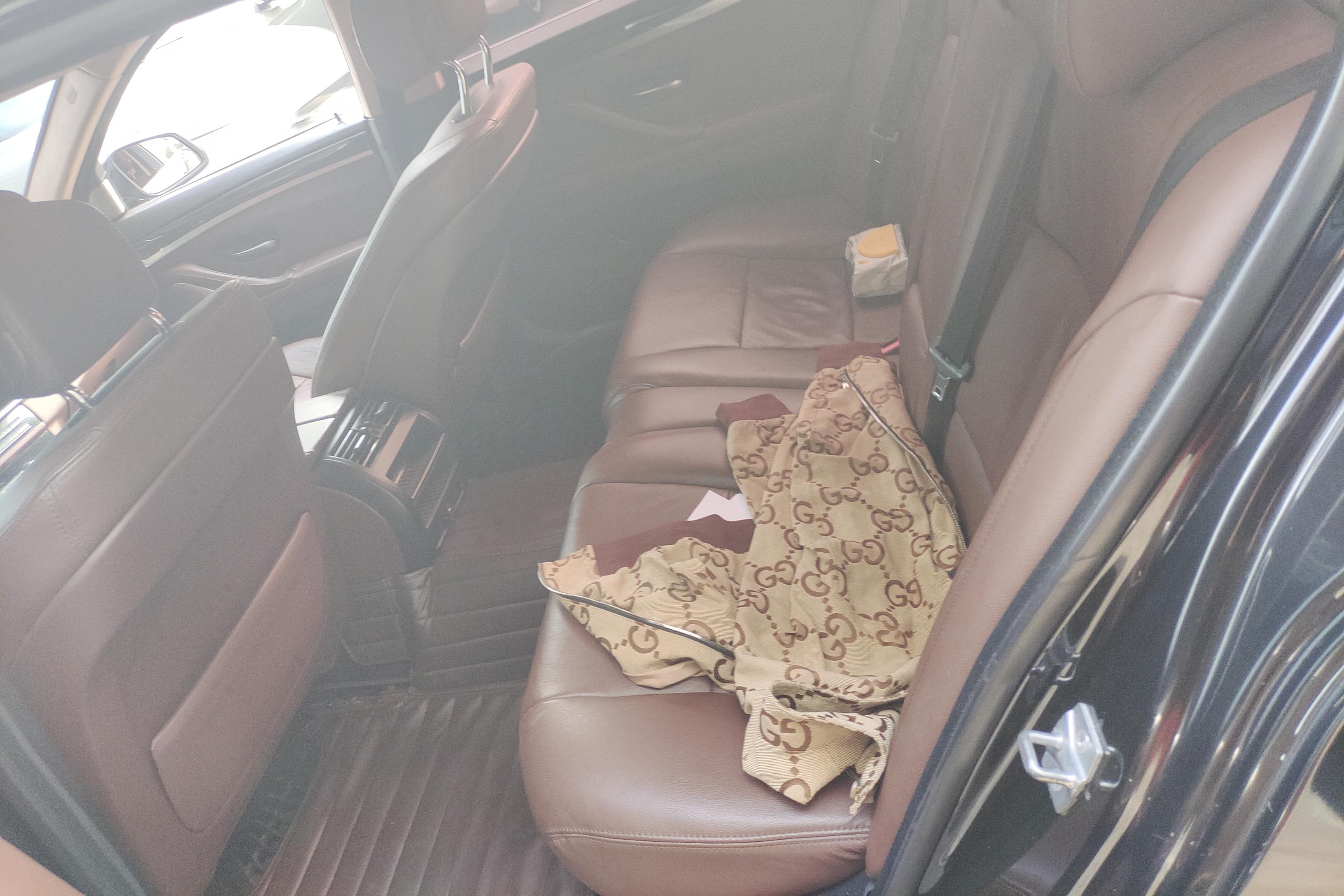 宝马5系 520Li 2013款 2.0T 自动 汽油 典雅型 (国Ⅳ) 