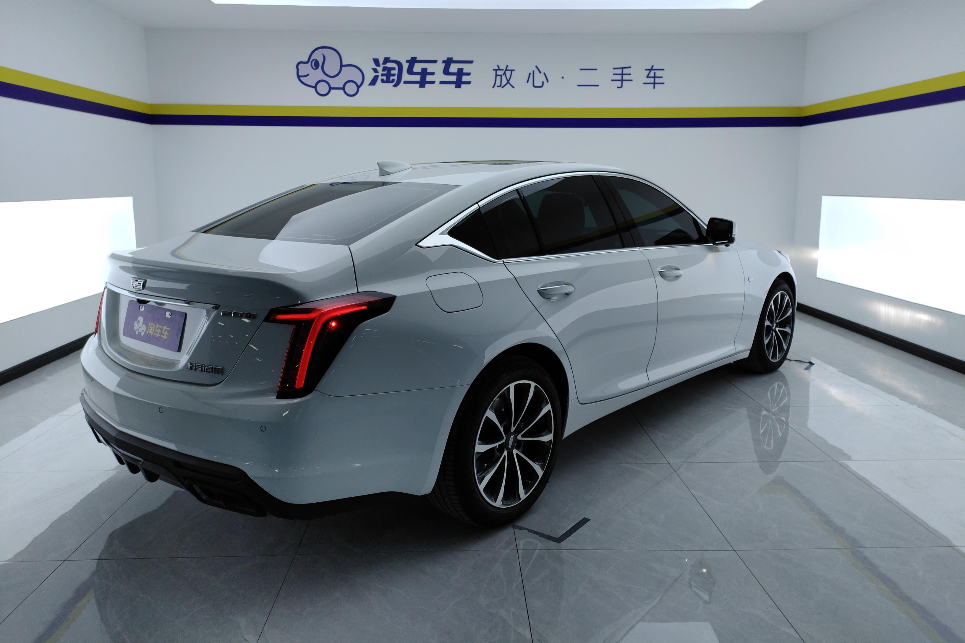 凯迪拉克CT5 2022款 2.0T 自动 28T尊贵型 (国Ⅵ) 