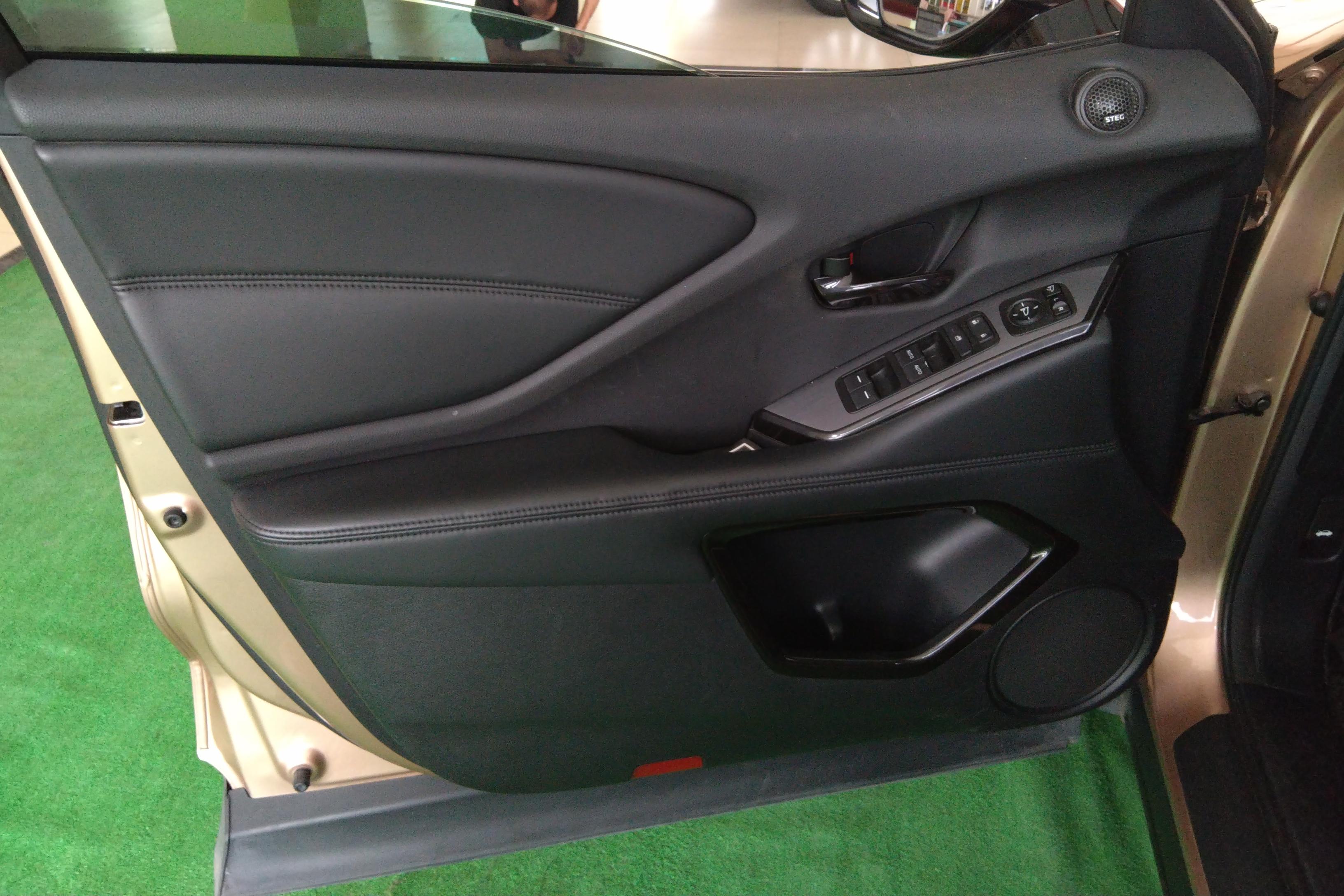 讴歌CDX 2016款 1.5T 自动 悦享版 (国Ⅴ) 