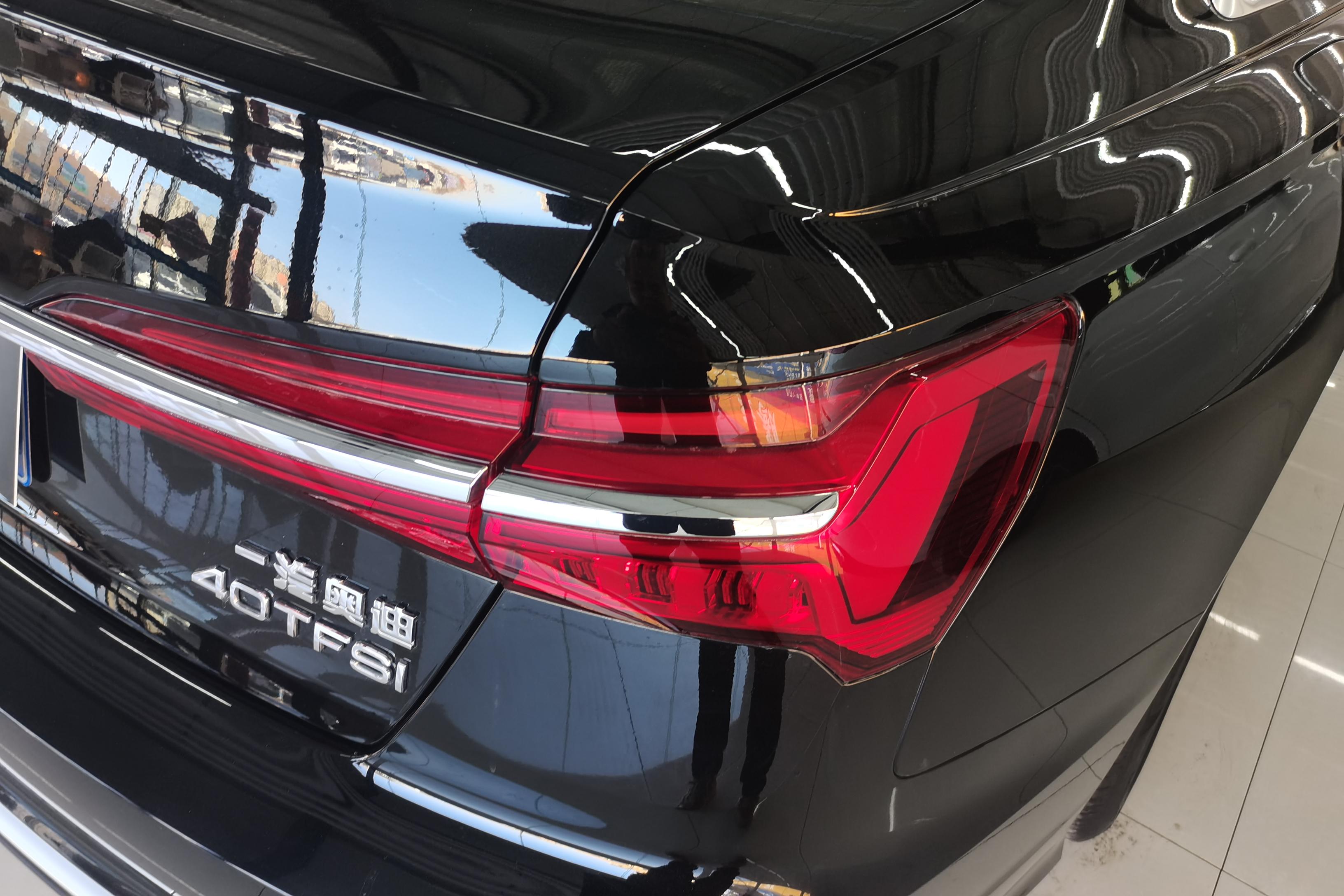 奥迪A6L 40TFSI 2023款 2.0T 自动 豪华动感型 (国Ⅵ) 