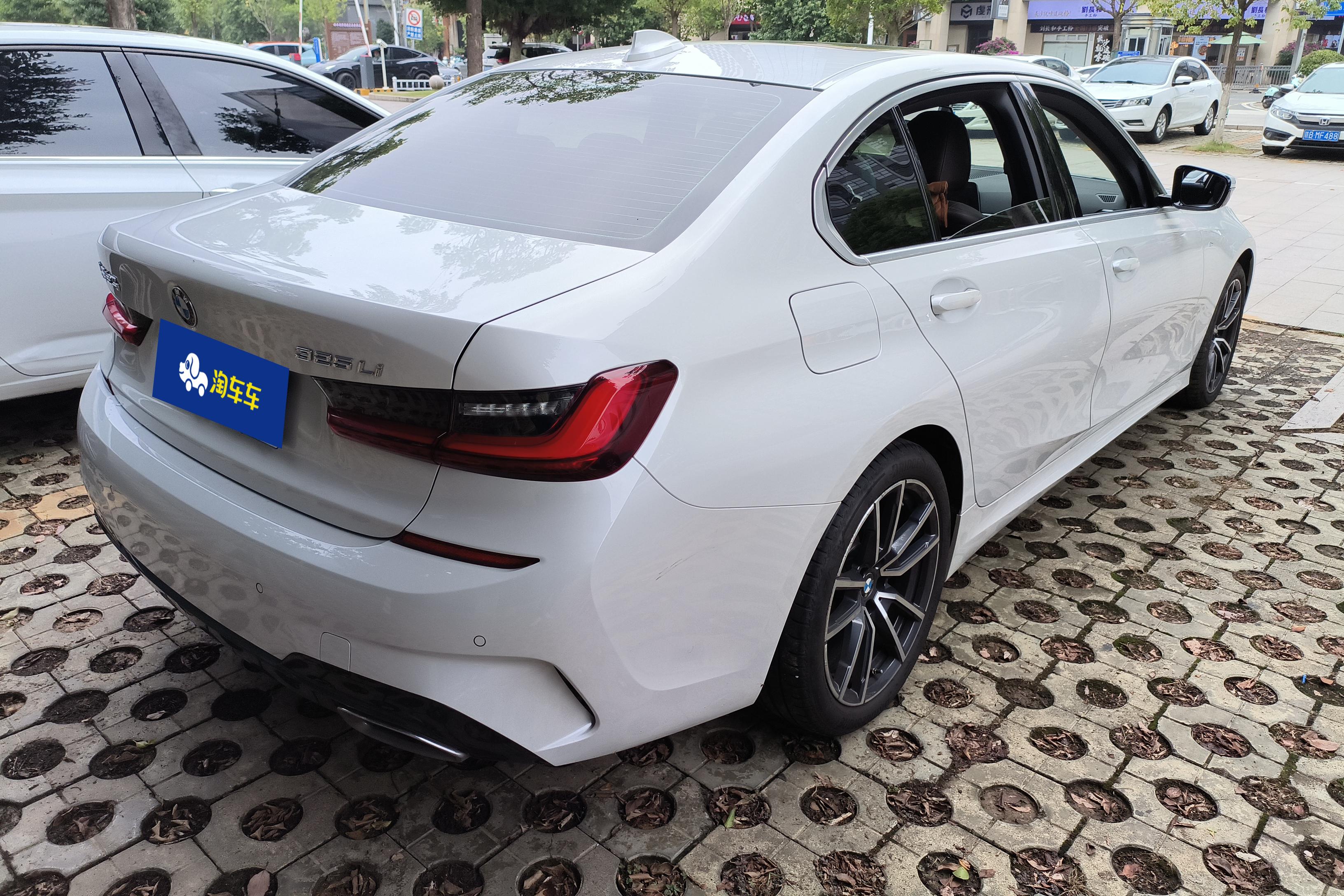 宝马3系 325Li 2022款 2.0T 自动 汽油 M运动套装 (国Ⅵ) 