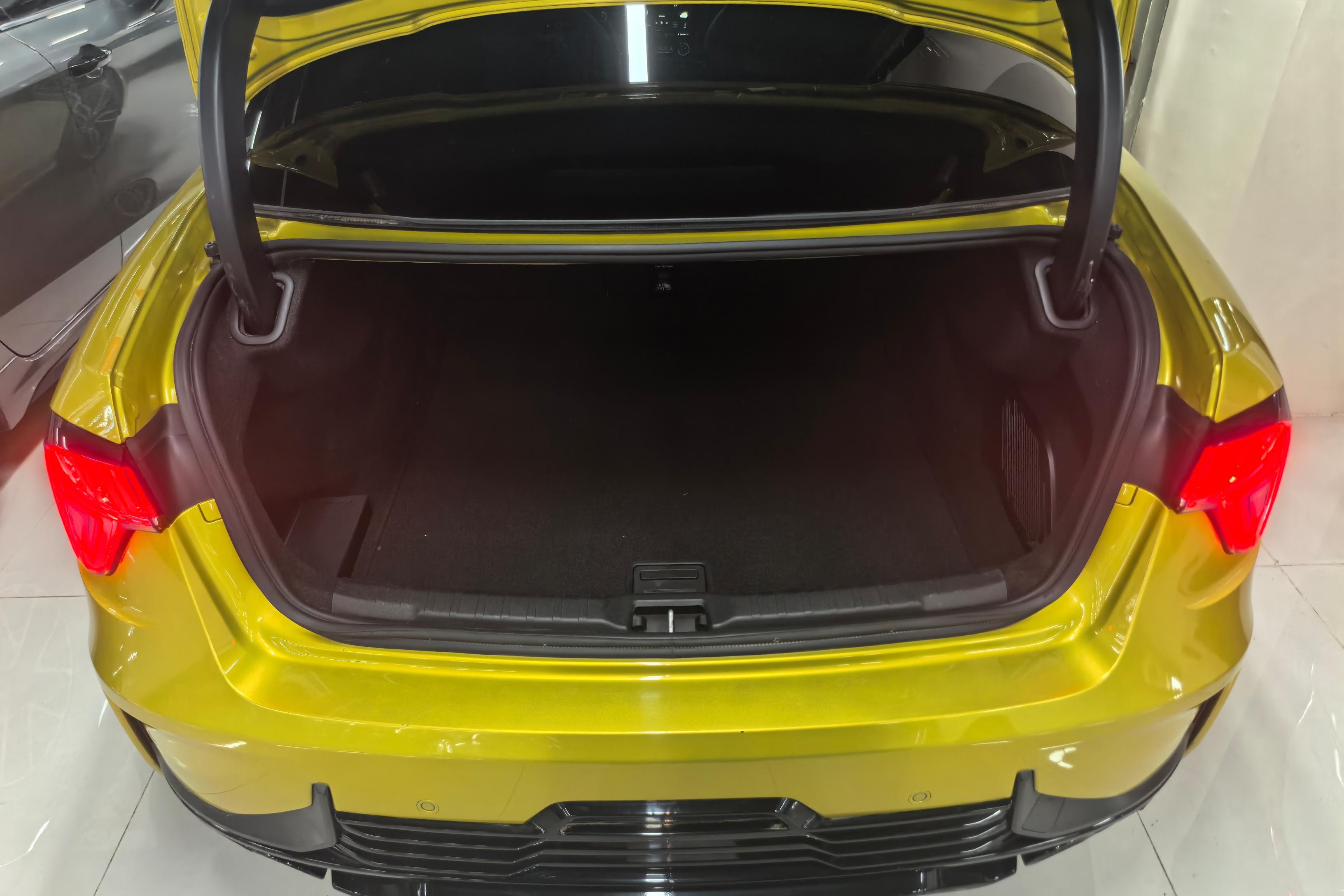 领克03+ 2021款 2.0T 自动 驭风版 (国Ⅵ) 