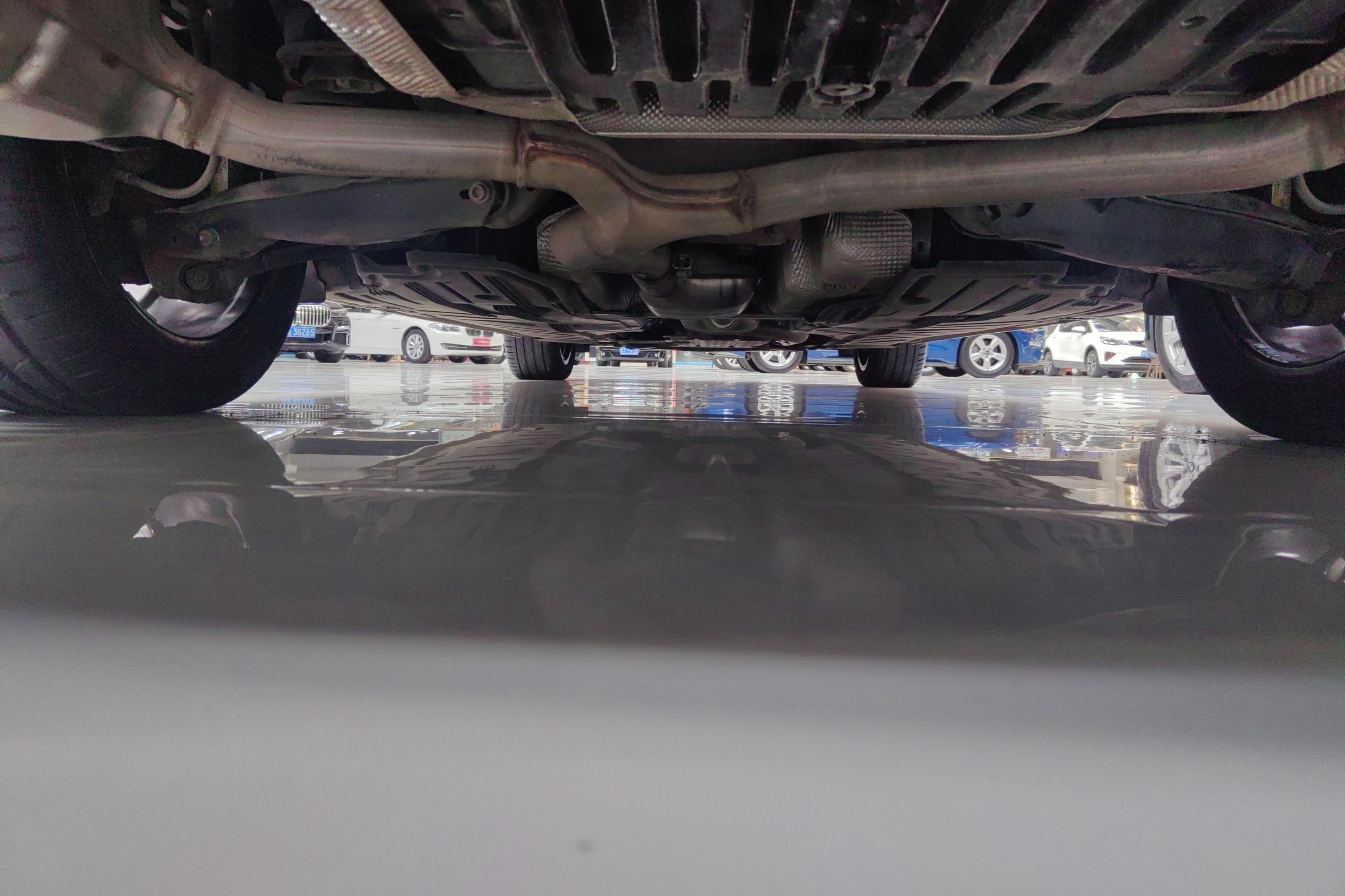 奔驰E级 E300L 2018款 2.0T 自动 汽油 运动时尚型改款 (国Ⅴ) 