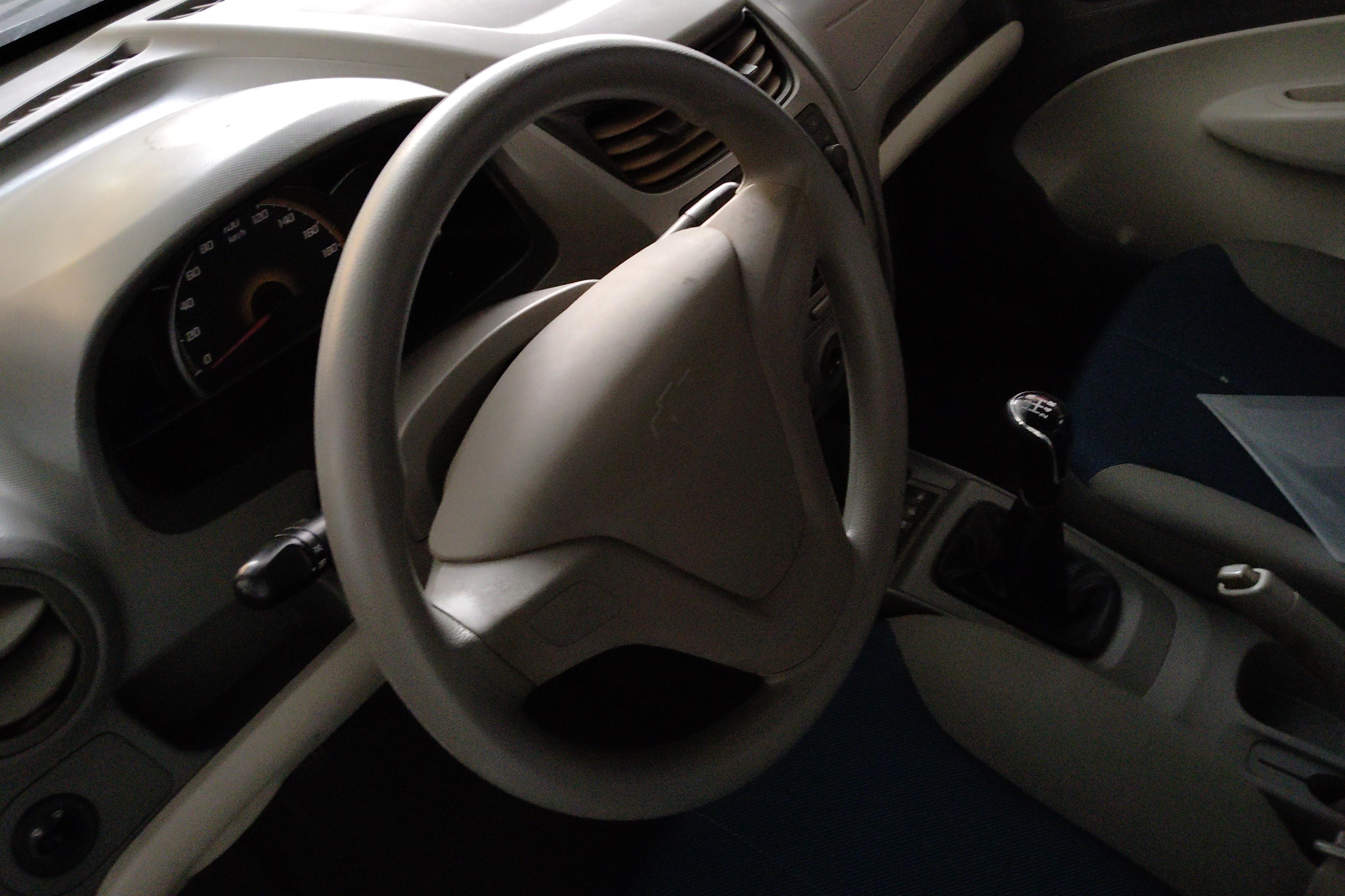 雪佛兰赛欧 2013款 1.2L 手动 4门5座三厢车 时尚版 (国Ⅳ) 