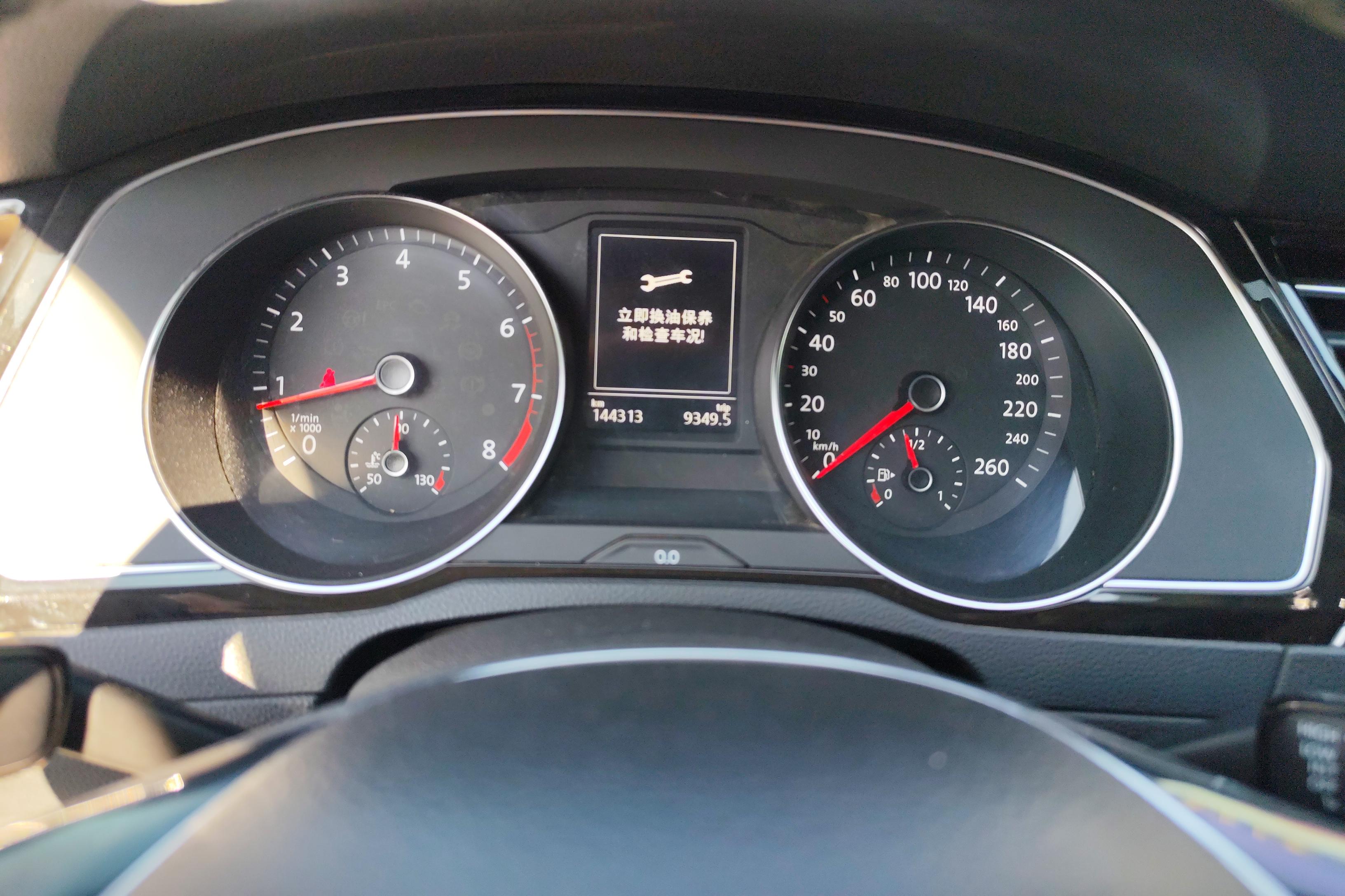 大众迈腾 2017款 1.8T 自动 前驱 330TSI舒适型 (国Ⅴ) 
