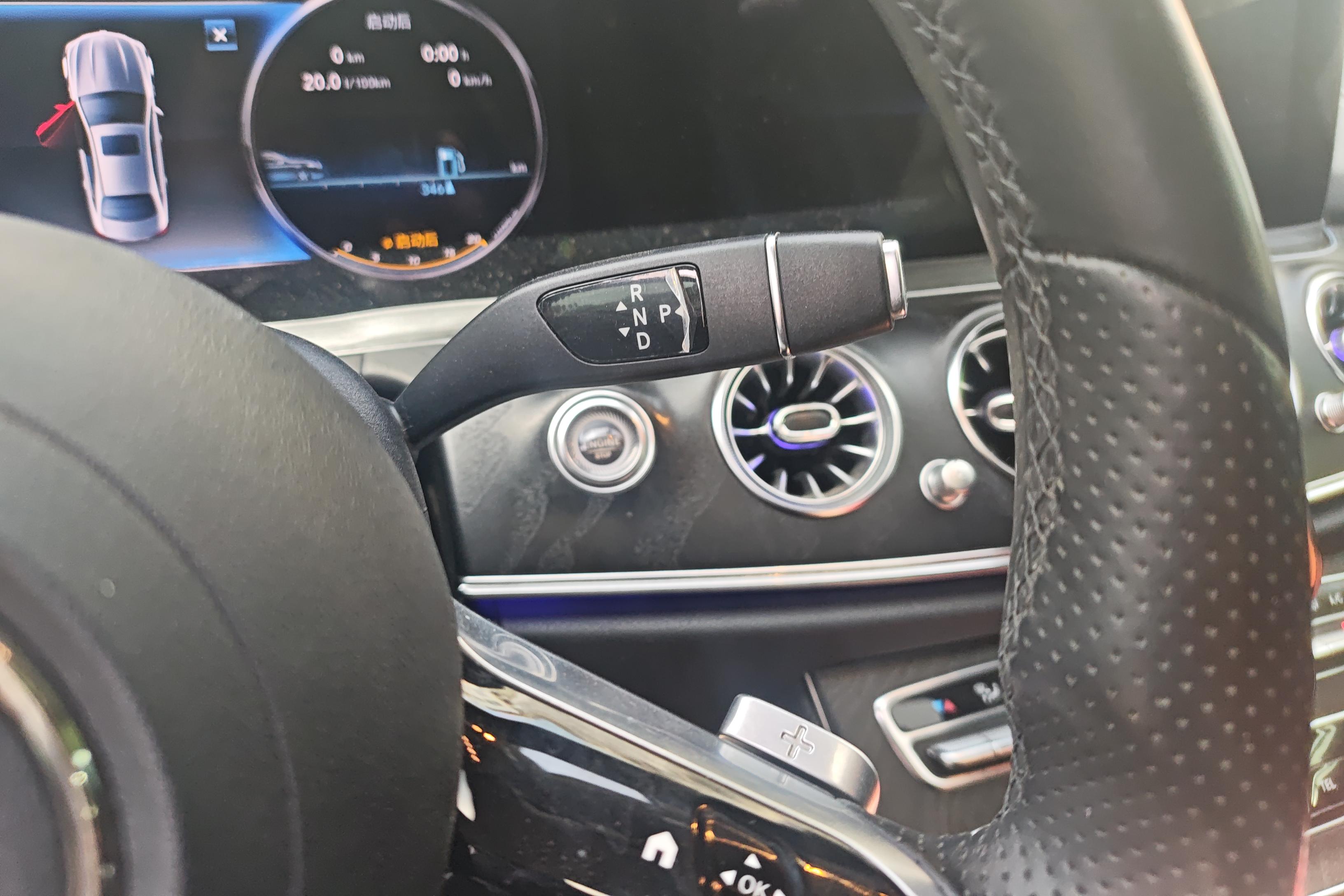 奔驰E级 E200L 2016款 2.0T 自动 汽油 运动型 (国Ⅴ) 