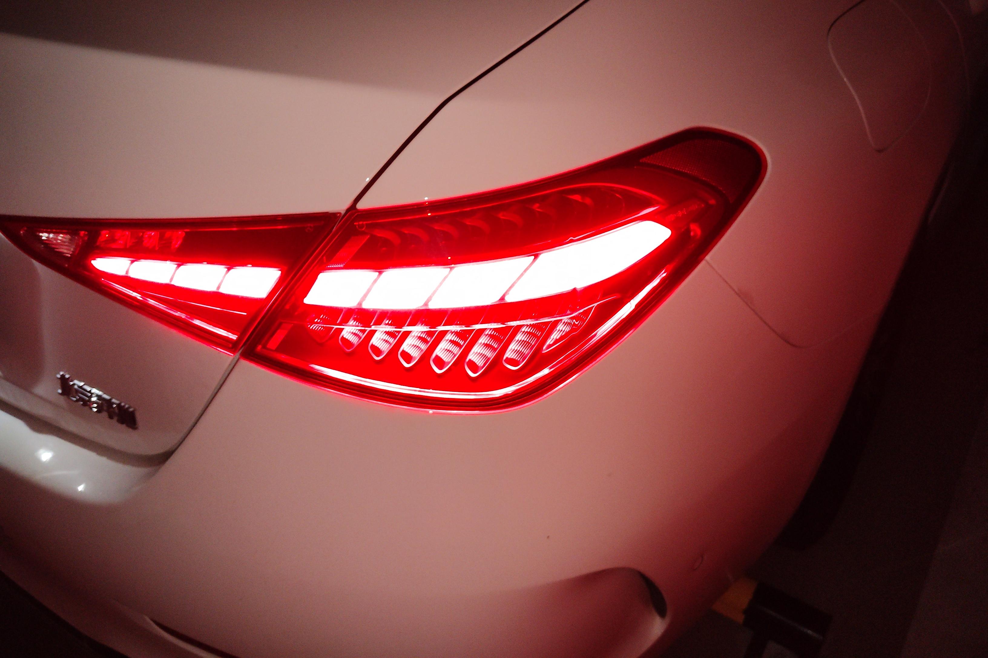 奔驰C级 C260L 2022款 1.5T 自动 改款运动版 (国Ⅵ) 