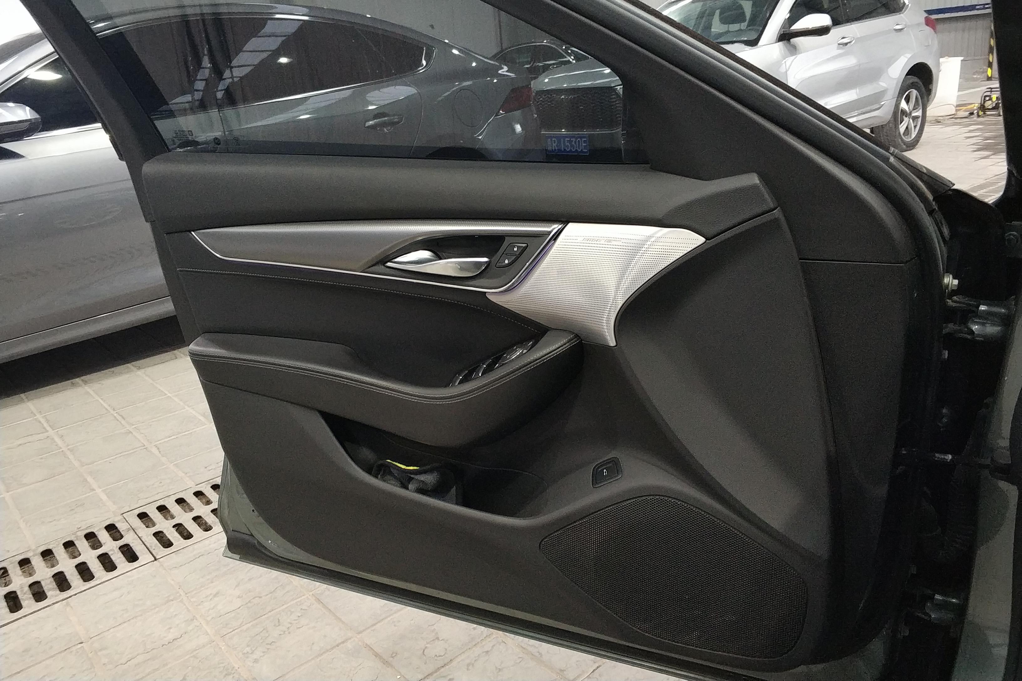 凯迪拉克CT5 2022款 2.0T 自动 28T豪华型 (国Ⅵ) 