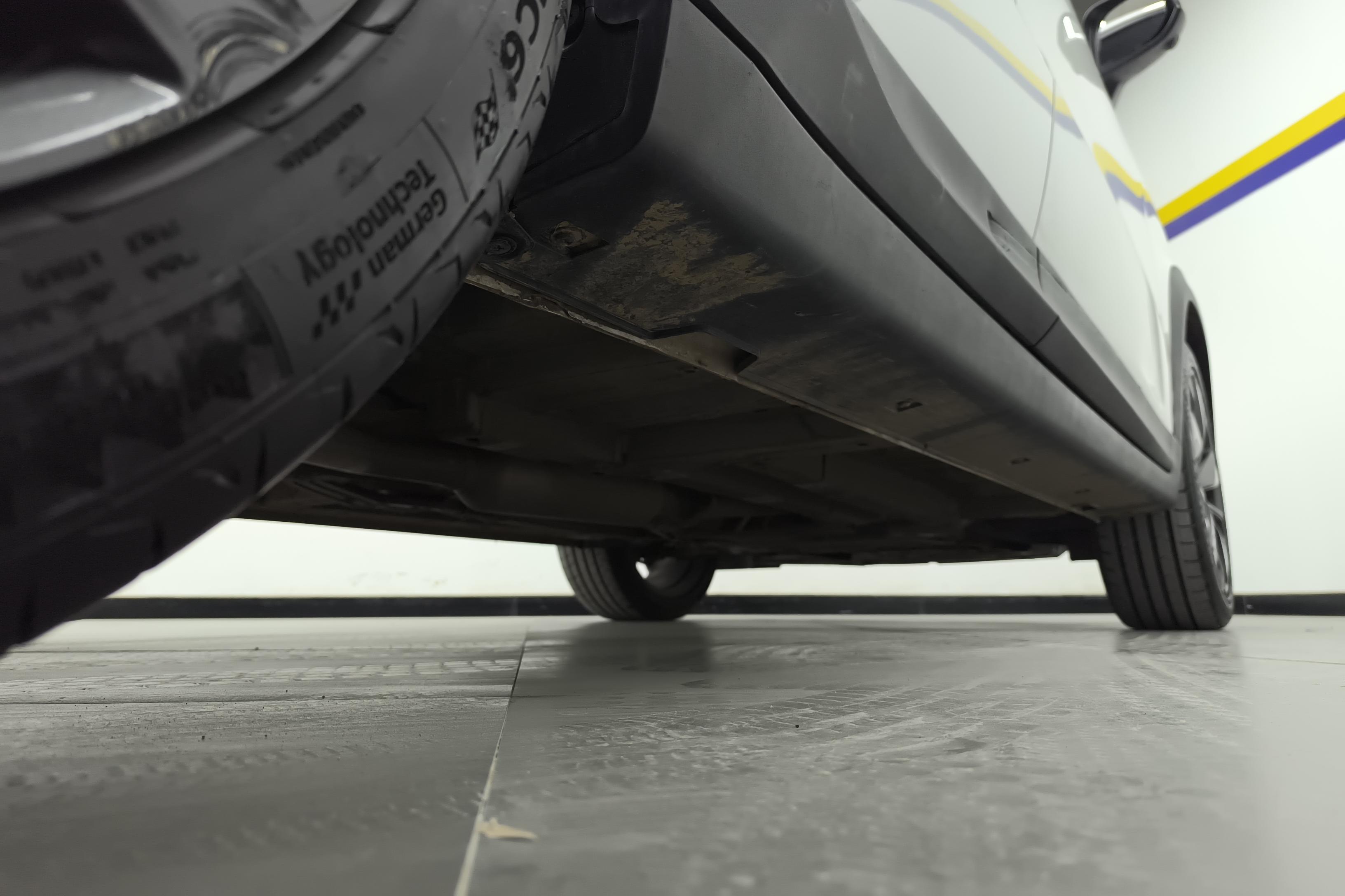 长安UNI-T 2020款 1.5T 自动 尊贵型 (国Ⅵ) 