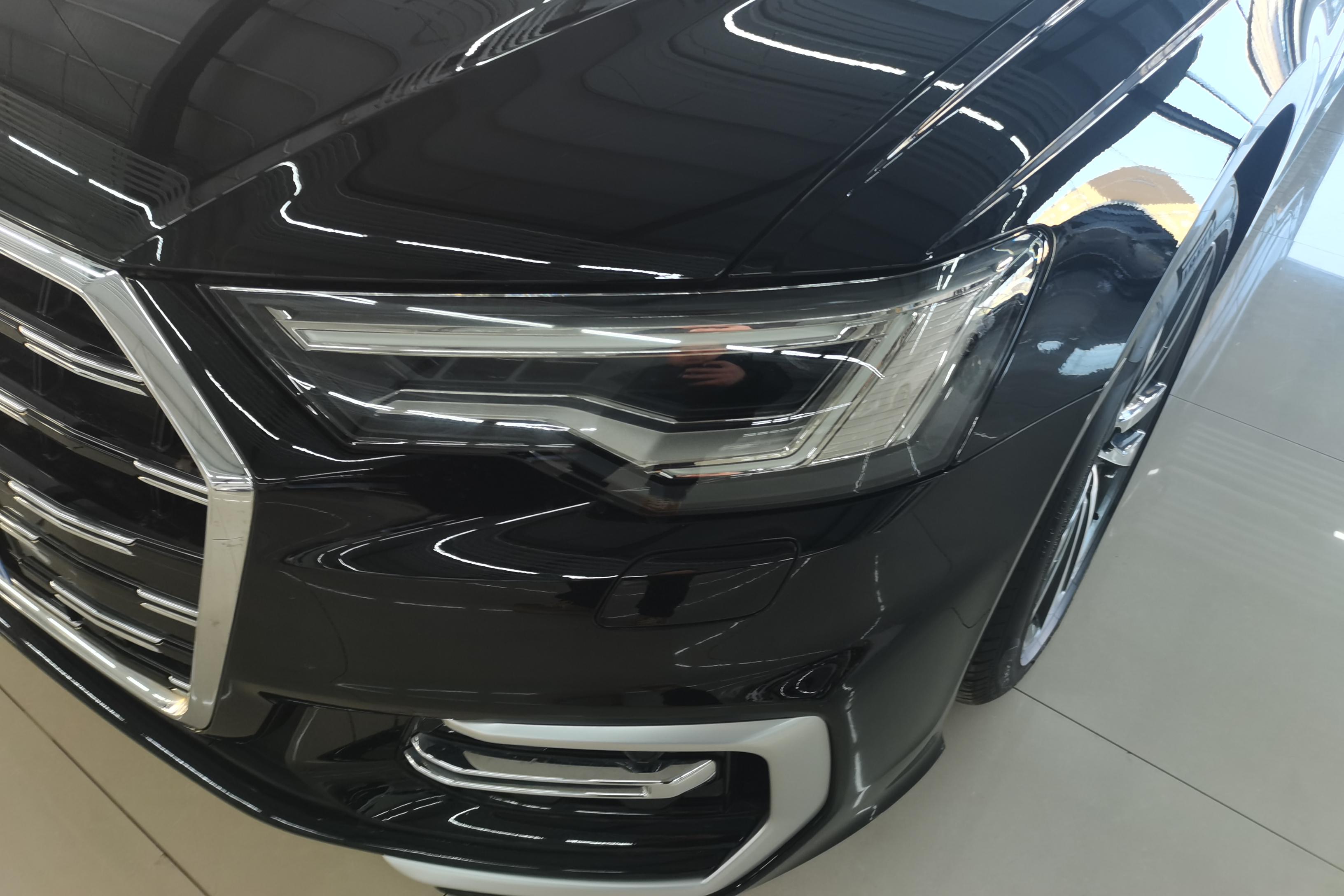 奥迪A6L 40TFSI 2023款 2.0T 自动 豪华动感型 (国Ⅵ) 