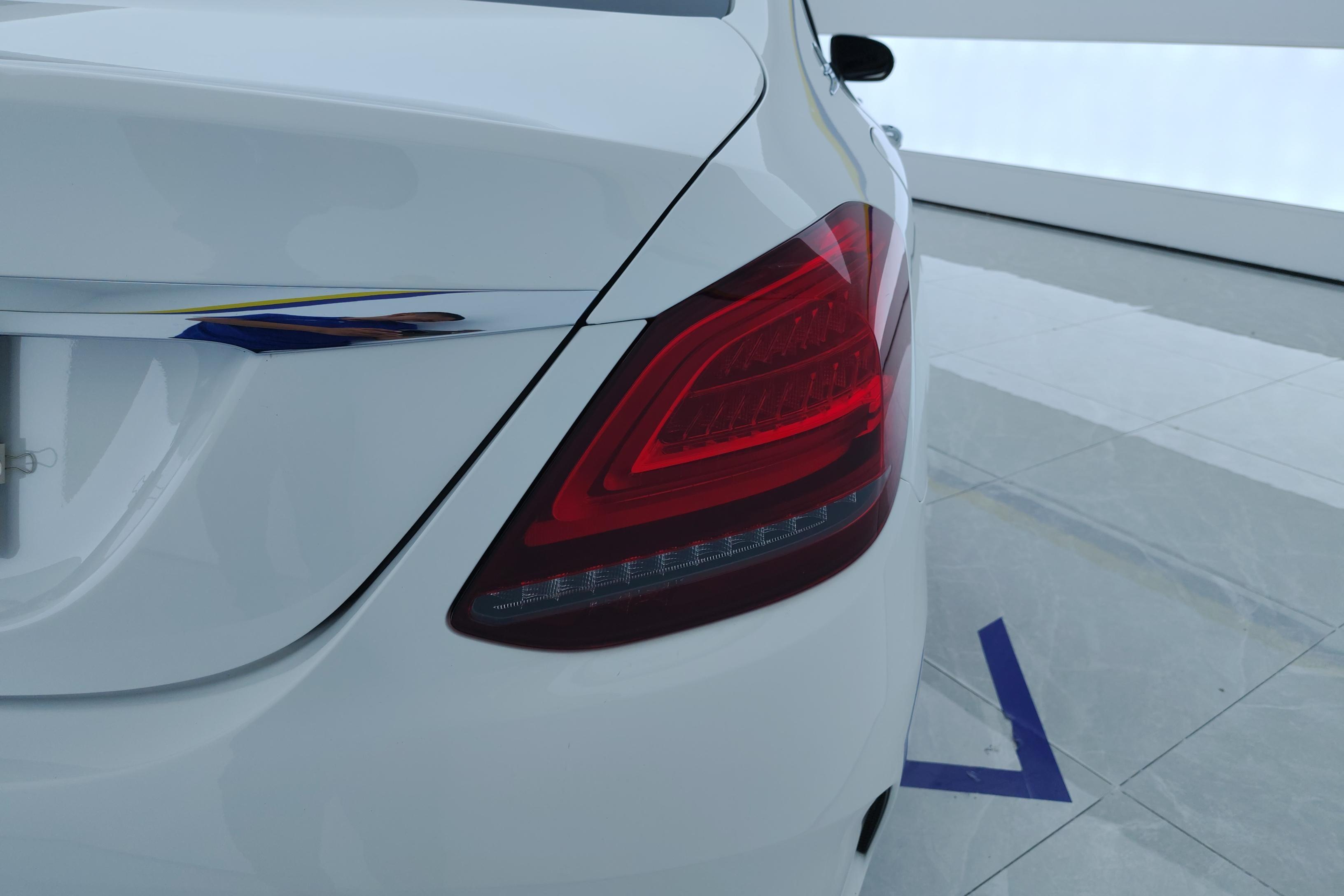 奔驰C级 C260L 2021款 1.5T 自动 运动星耀臻藏版 (国Ⅵ) 
