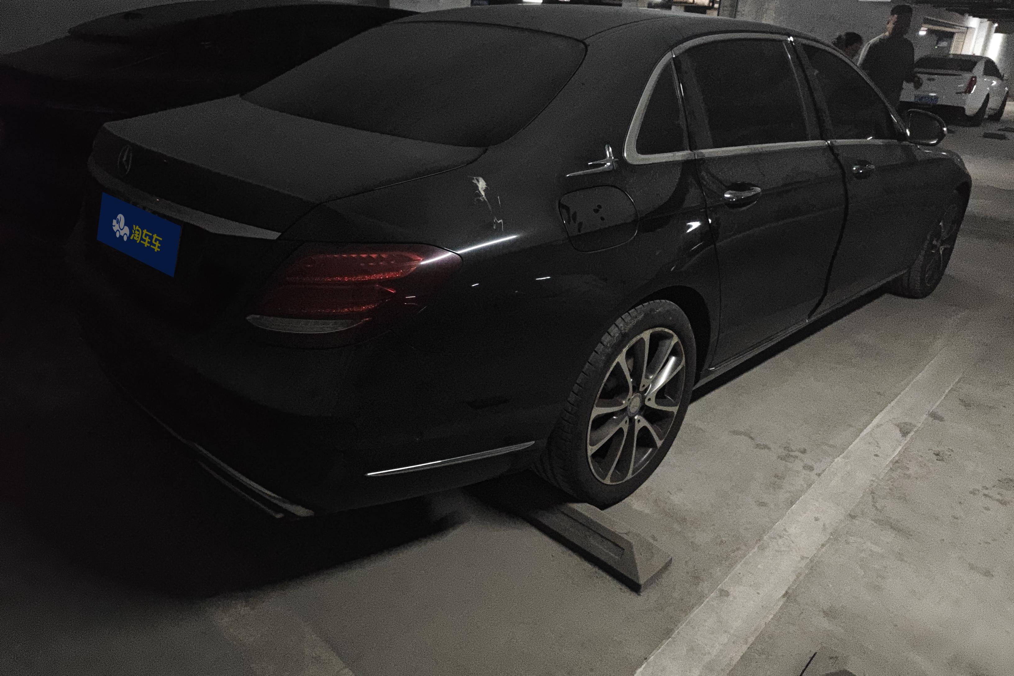 奔驰E级 E300L 2016款 2.0T 自动 汽油 时尚型 (国Ⅴ) 
