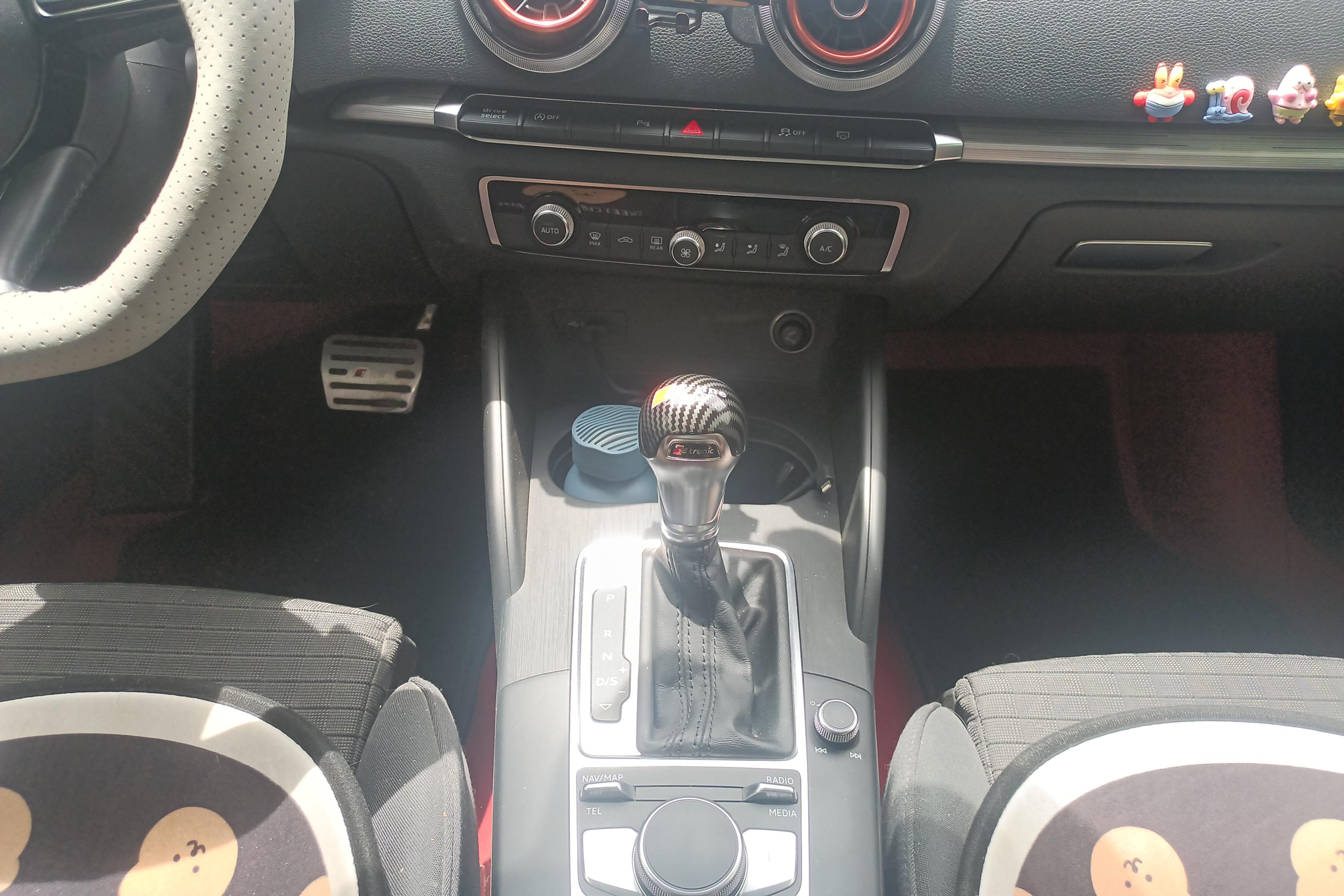 奥迪A3 35TFSI 2018款 1.4T 自动 运动型30周年Limousine (国Ⅴ) 