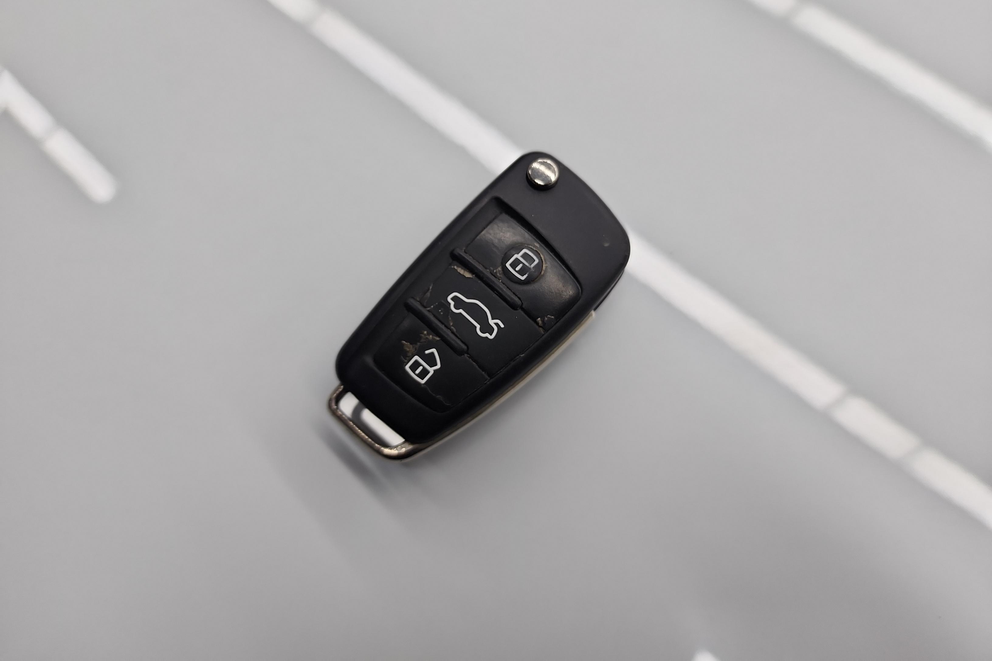 奥迪Q3 35TFSI 2013款 2.0T 自动 前驱 进取型 (国Ⅳ) 
