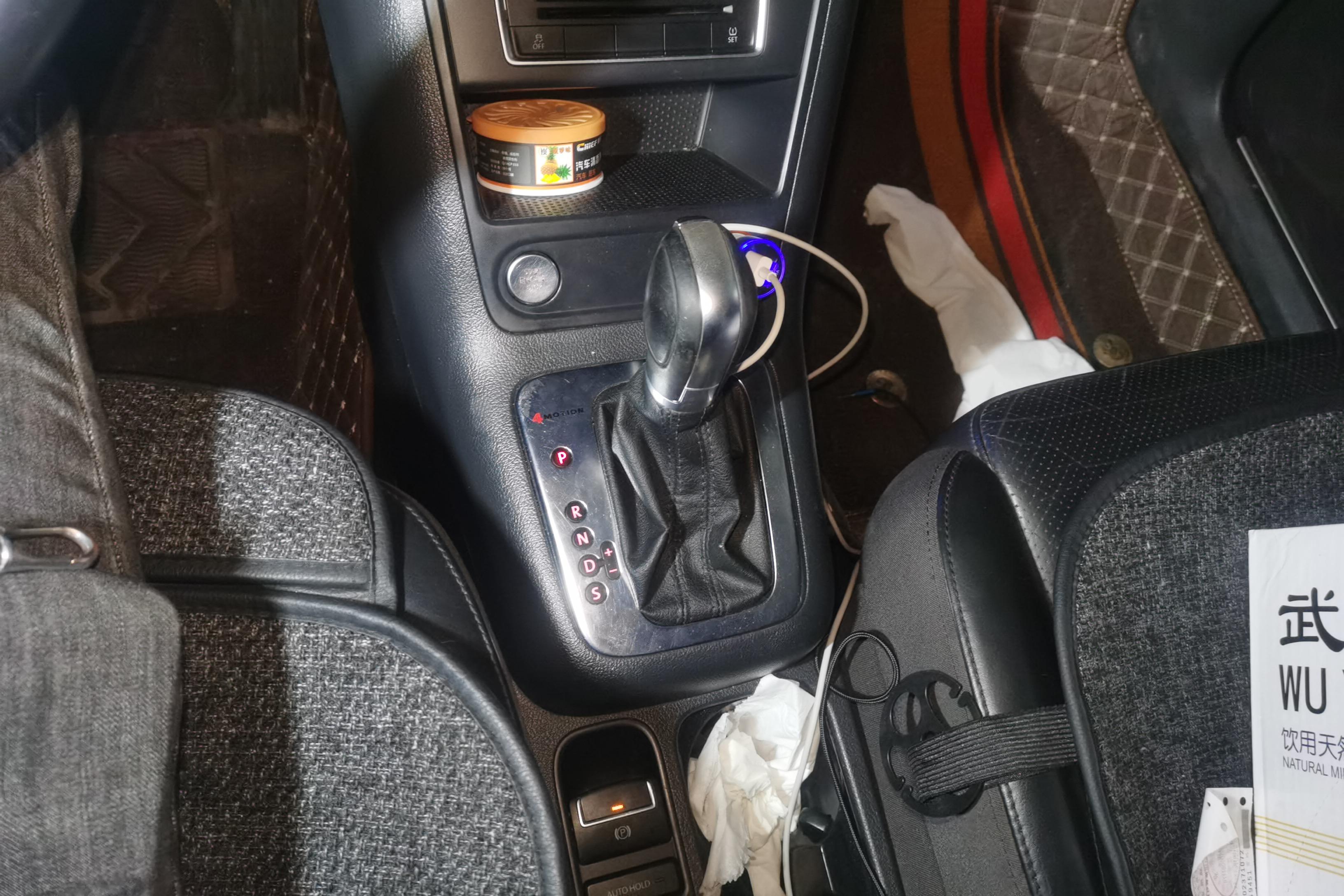 大众途观 2015款 1.8T 自动 四驱 豪华版 (国Ⅴ) 