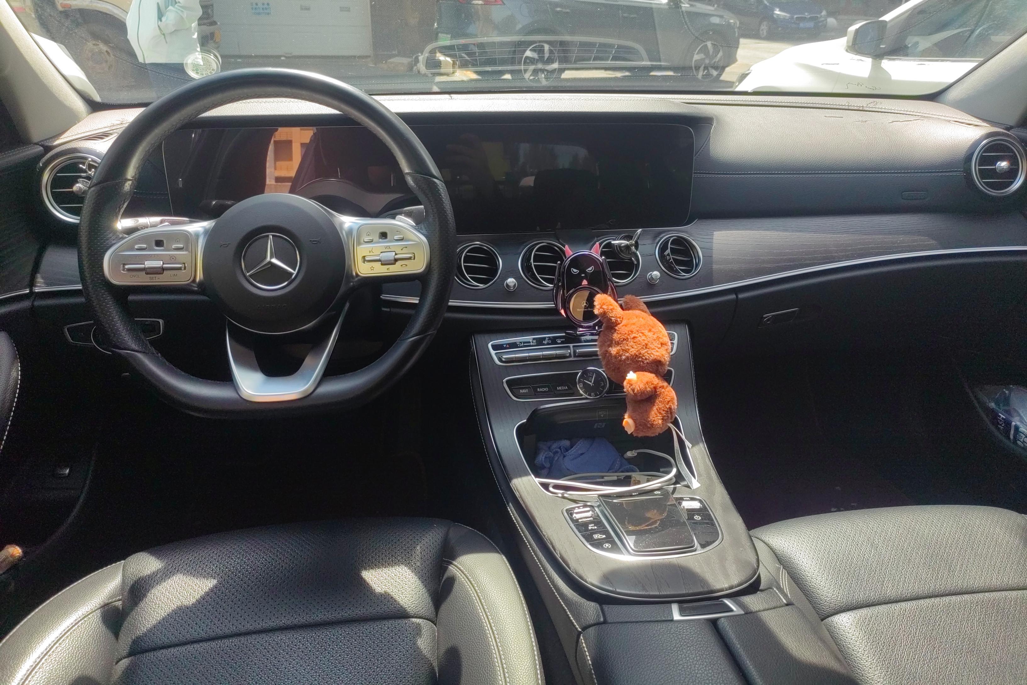 奔驰E级 E300L 2019款 2.0T 自动 汽油 运动时尚型 (国Ⅴ) 