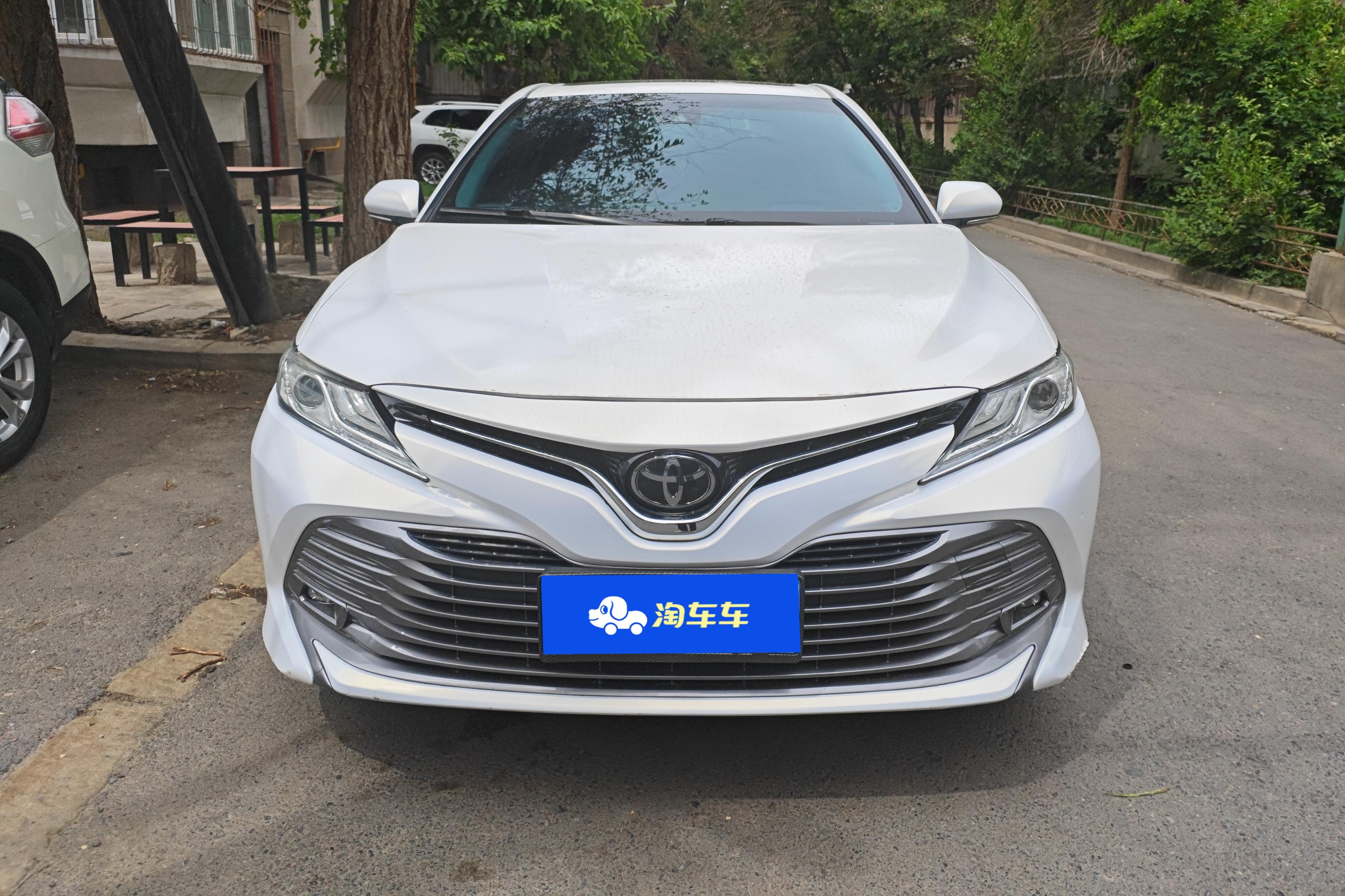丰田凯美瑞 2019款 2.0L 自动 改款豪华版 (国Ⅵ) 