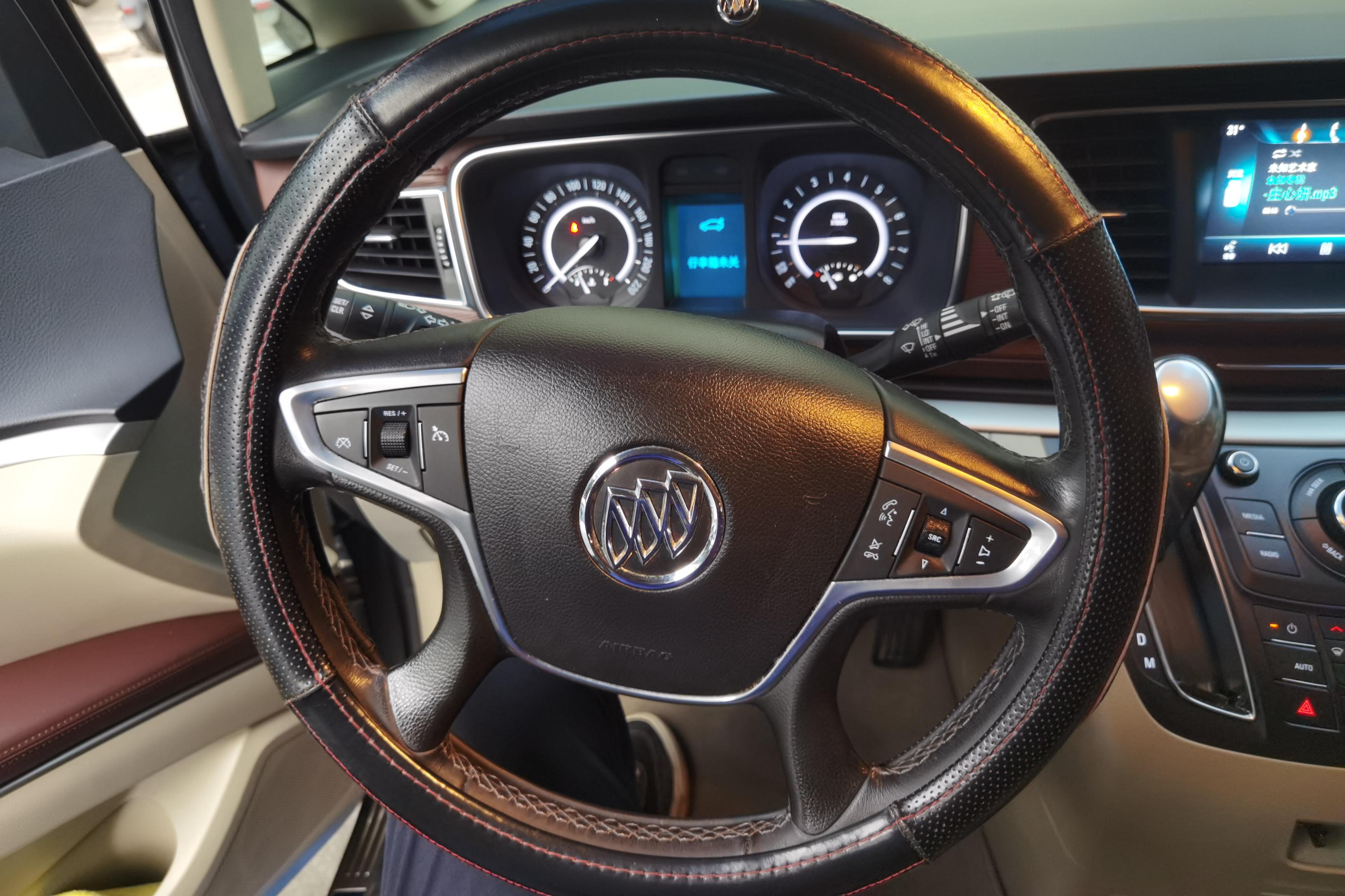别克GL8 2018款 2.0T 自动 7座 28T豪华型 (国Ⅵ) 