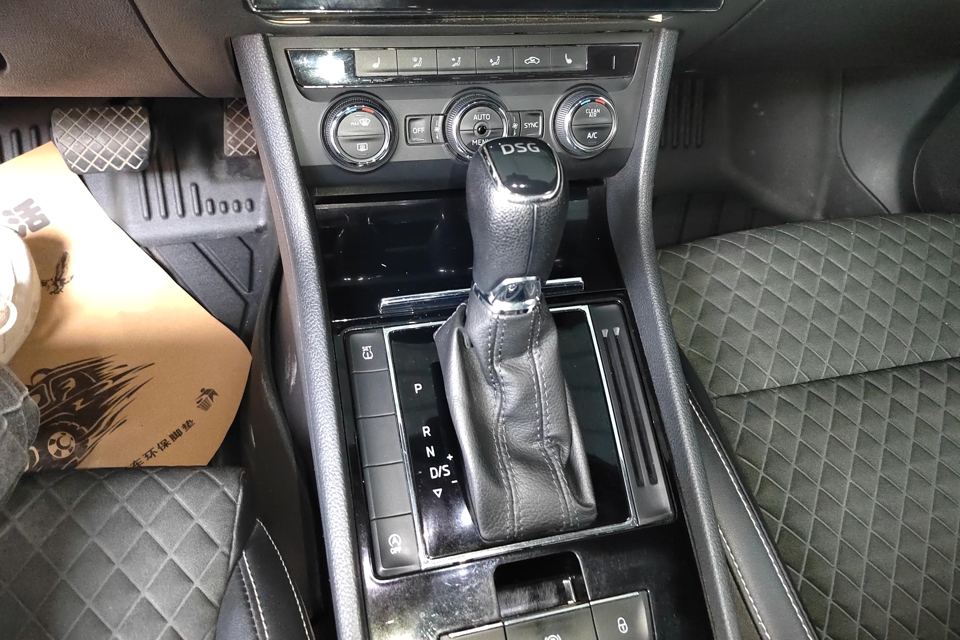 斯柯达速派 2018款 1.8T 自动 330TSI舒适版 (国Ⅴ) 