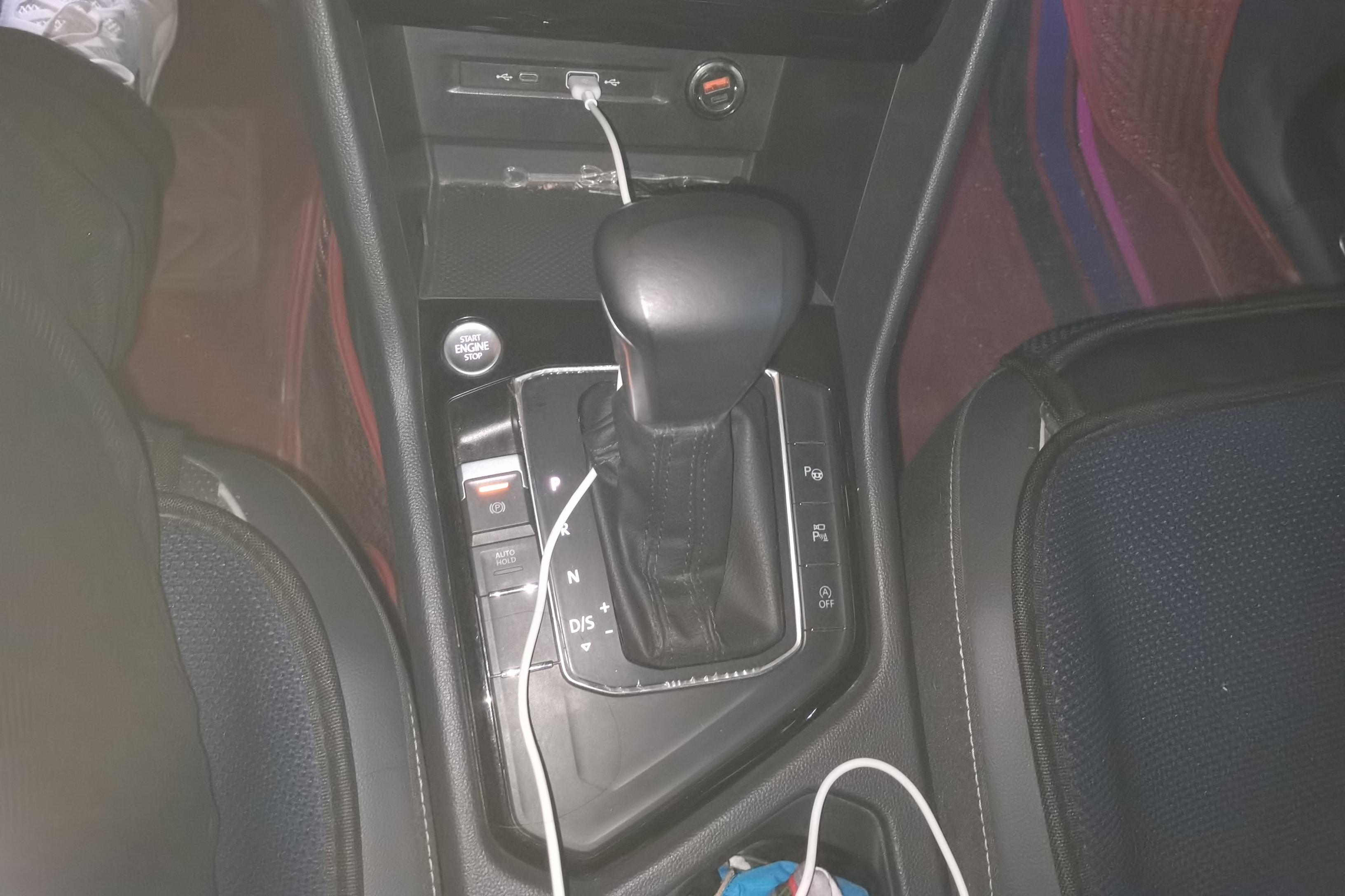大众途观L R-Line 2022款 2.0T 自动 越享版 (国Ⅵ) 