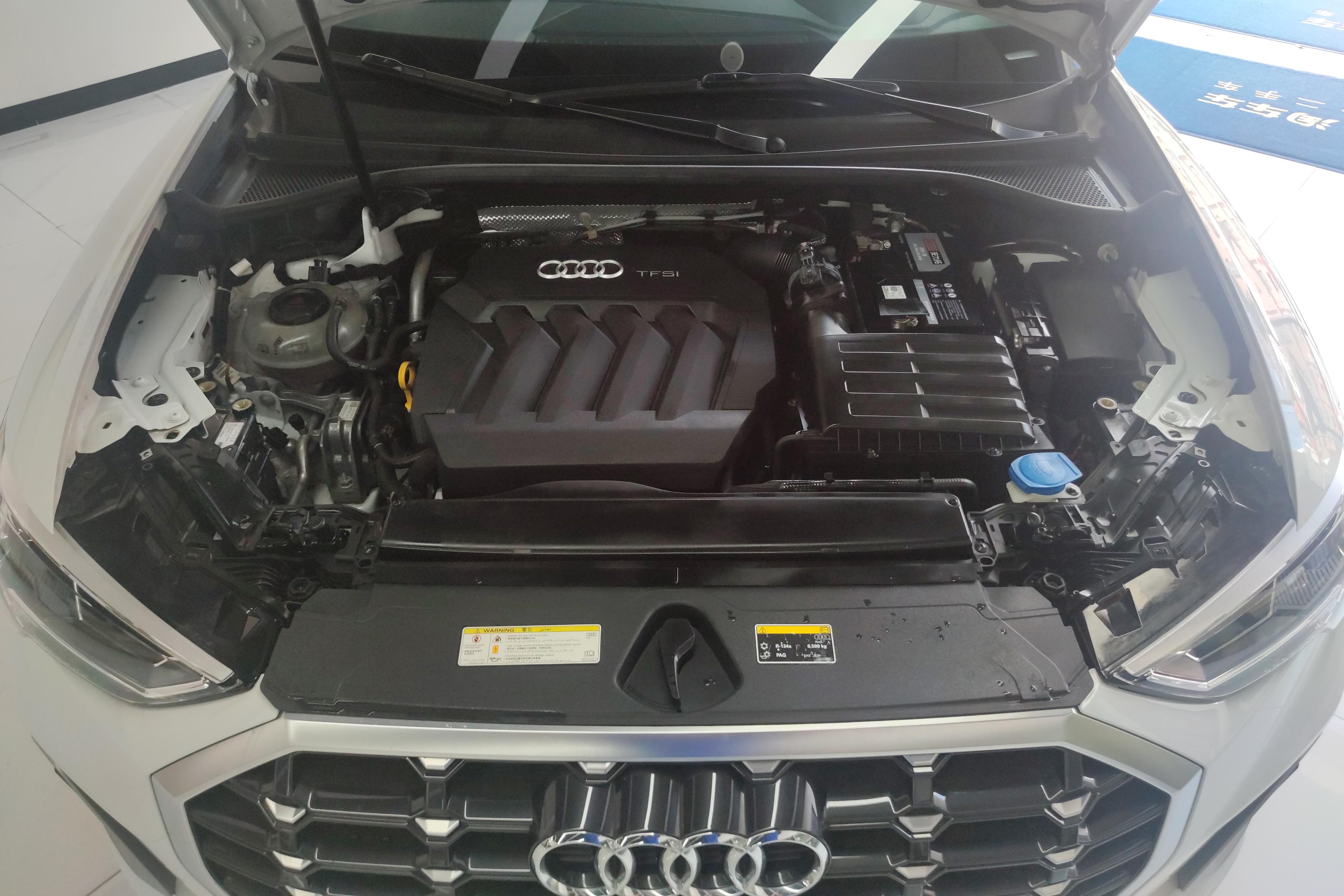 奥迪Q3 40TFSI 2019款 2.0T 自动 前驱 时尚动感型 (国Ⅵ) 