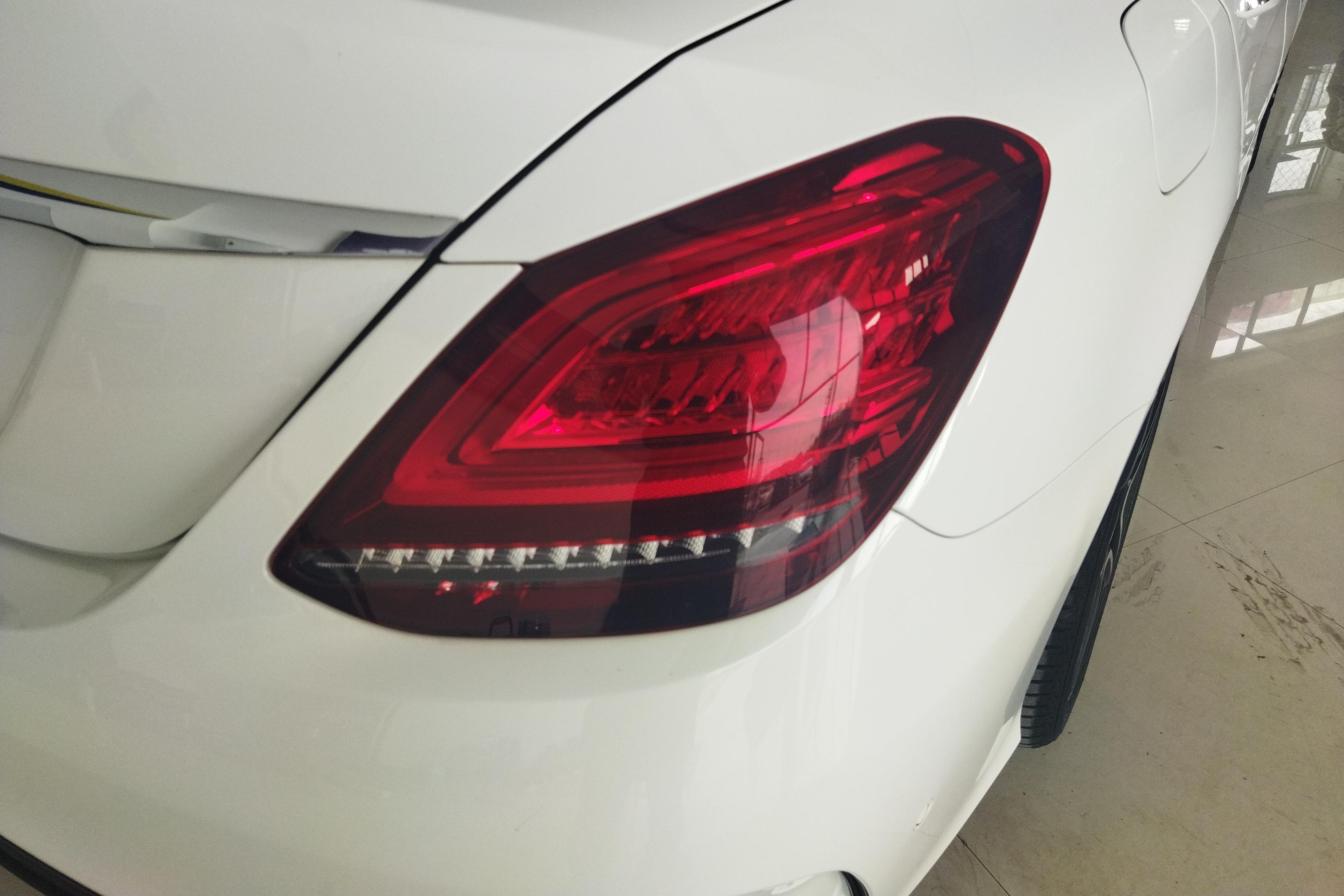 奔驰C级 C260L 2021款 1.5T 自动 运动星耀臻藏版 (国Ⅵ) 