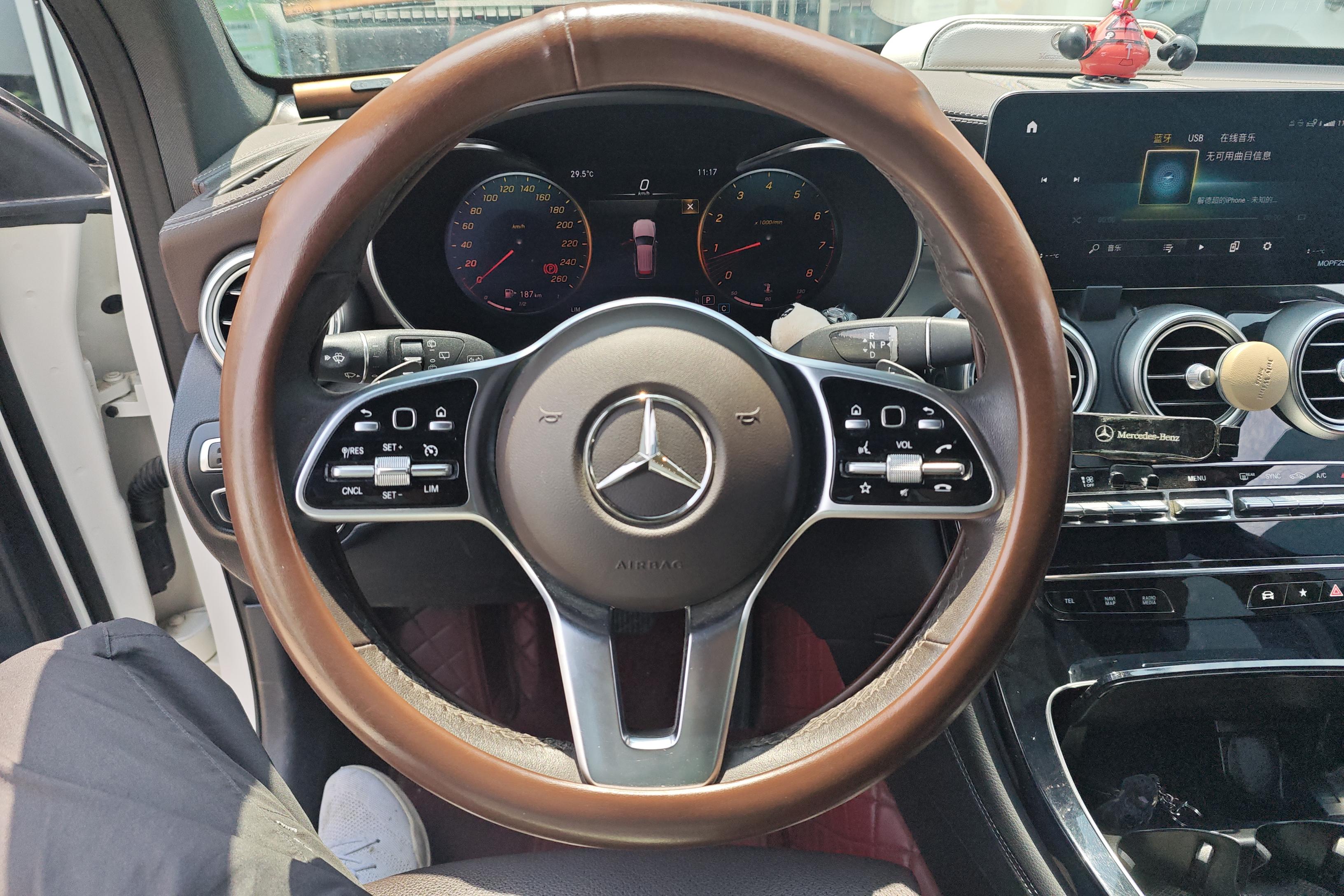 奔驰GLC GLC260L 2021款 2.0T 自动 动感型 (国Ⅵ) 