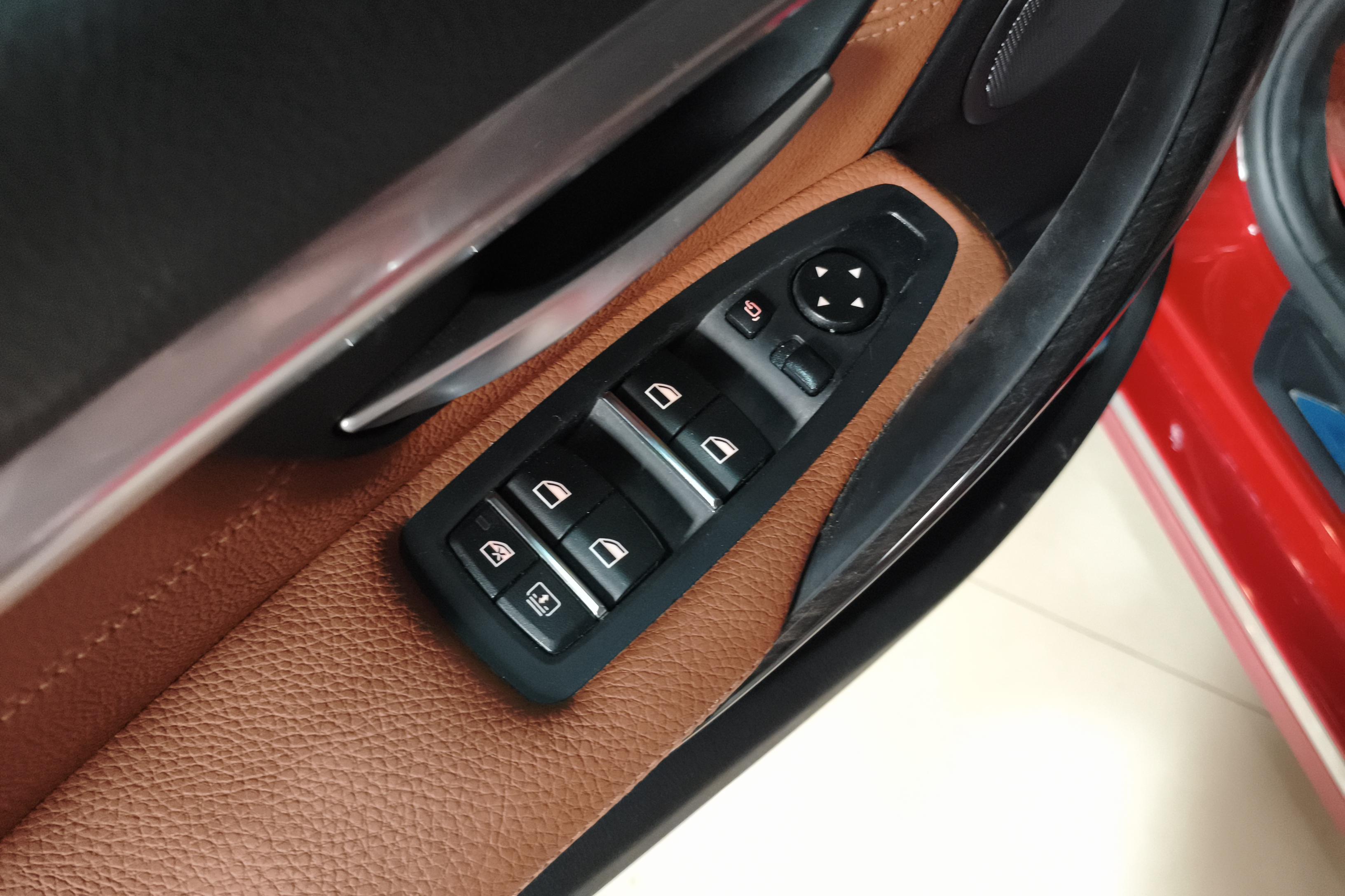 宝马3系 320Li 2016款 2.0T 自动 汽油 豪华设计套装 (国Ⅴ) 