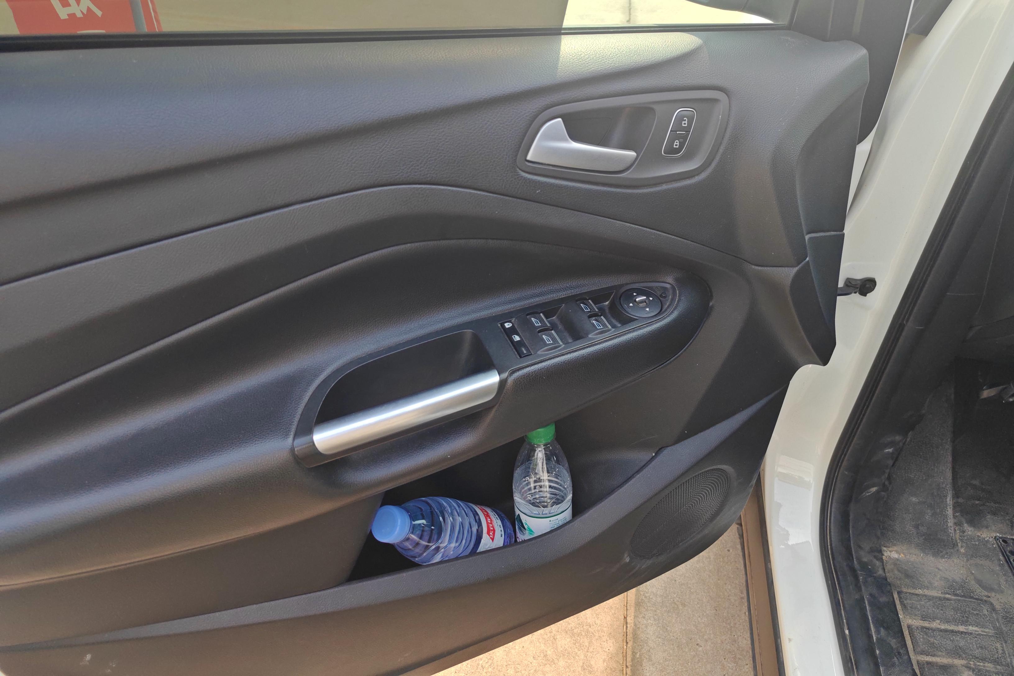 福特翼虎 2019款 1.5T 自动 前驱 EcoBoost 180铂翼型 (国Ⅴ) 