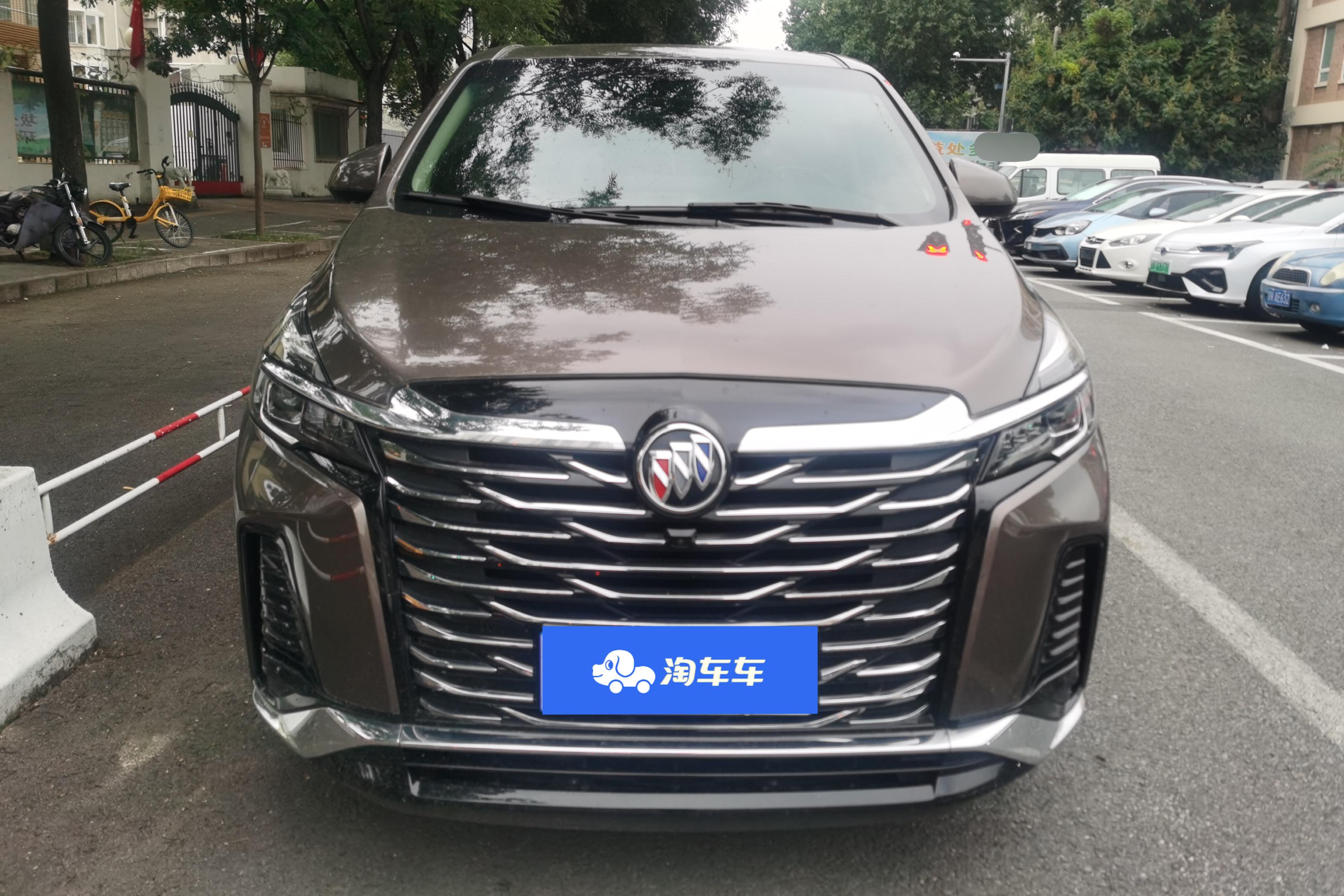 【太原二手别克GL8】别克GL8 陆上公务舱 2023款 2.0T 自动 前驱 7座 改款652T豪华型