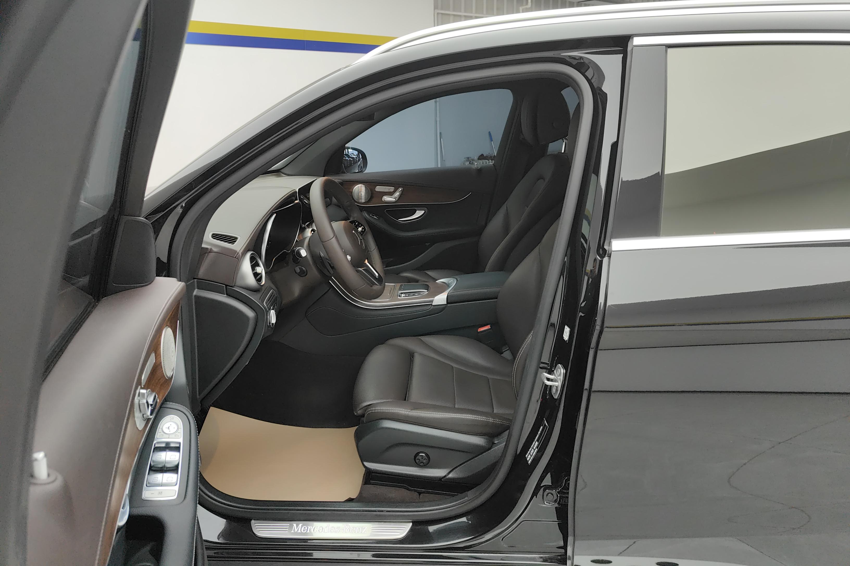 奔驰GLC GLC300L 2021款 2.0T 自动 动感型 (国Ⅵ) 