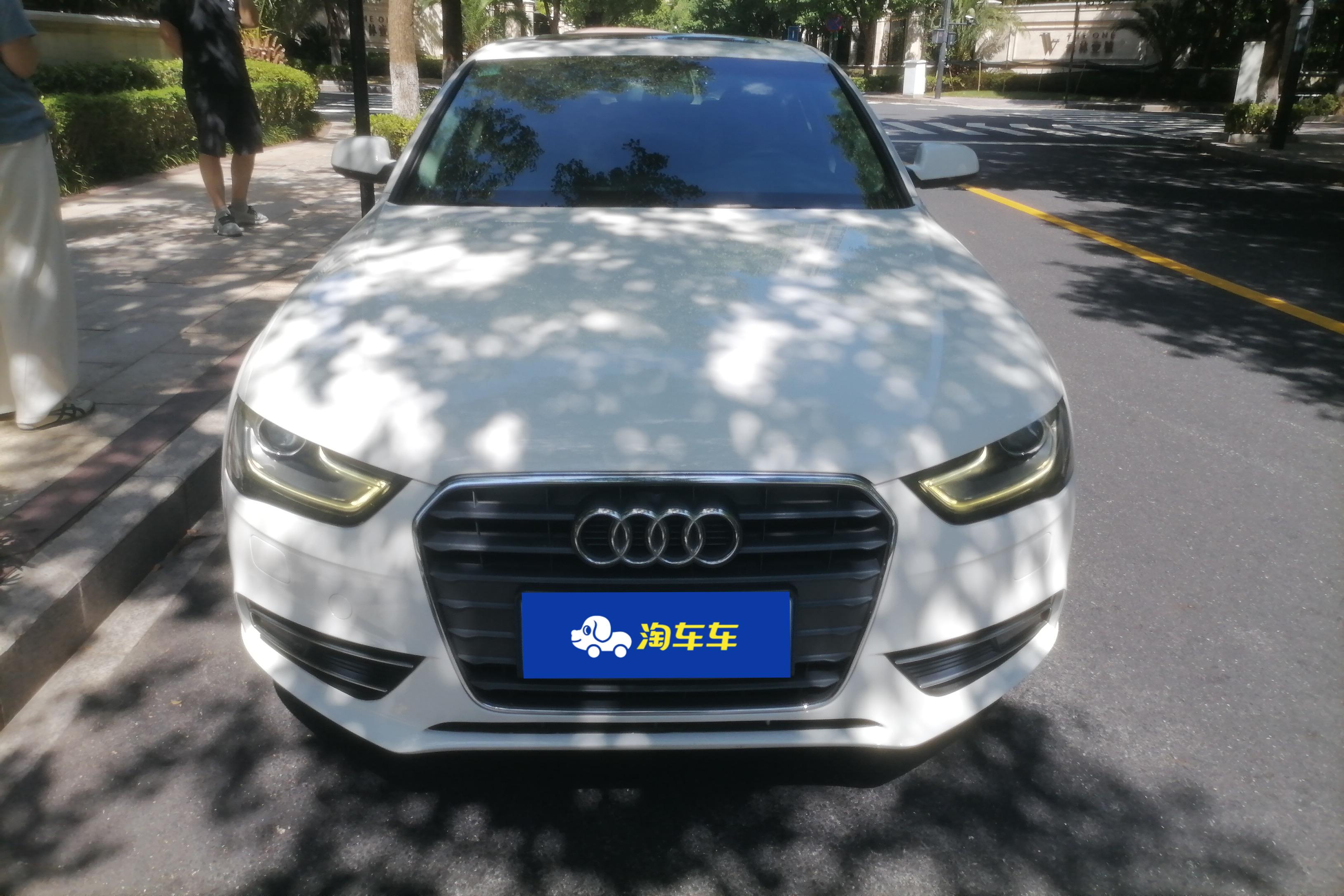 奥迪A4L 35TFSI 2013款 2.0T 自动 前驱 标准型 (国Ⅳ) 