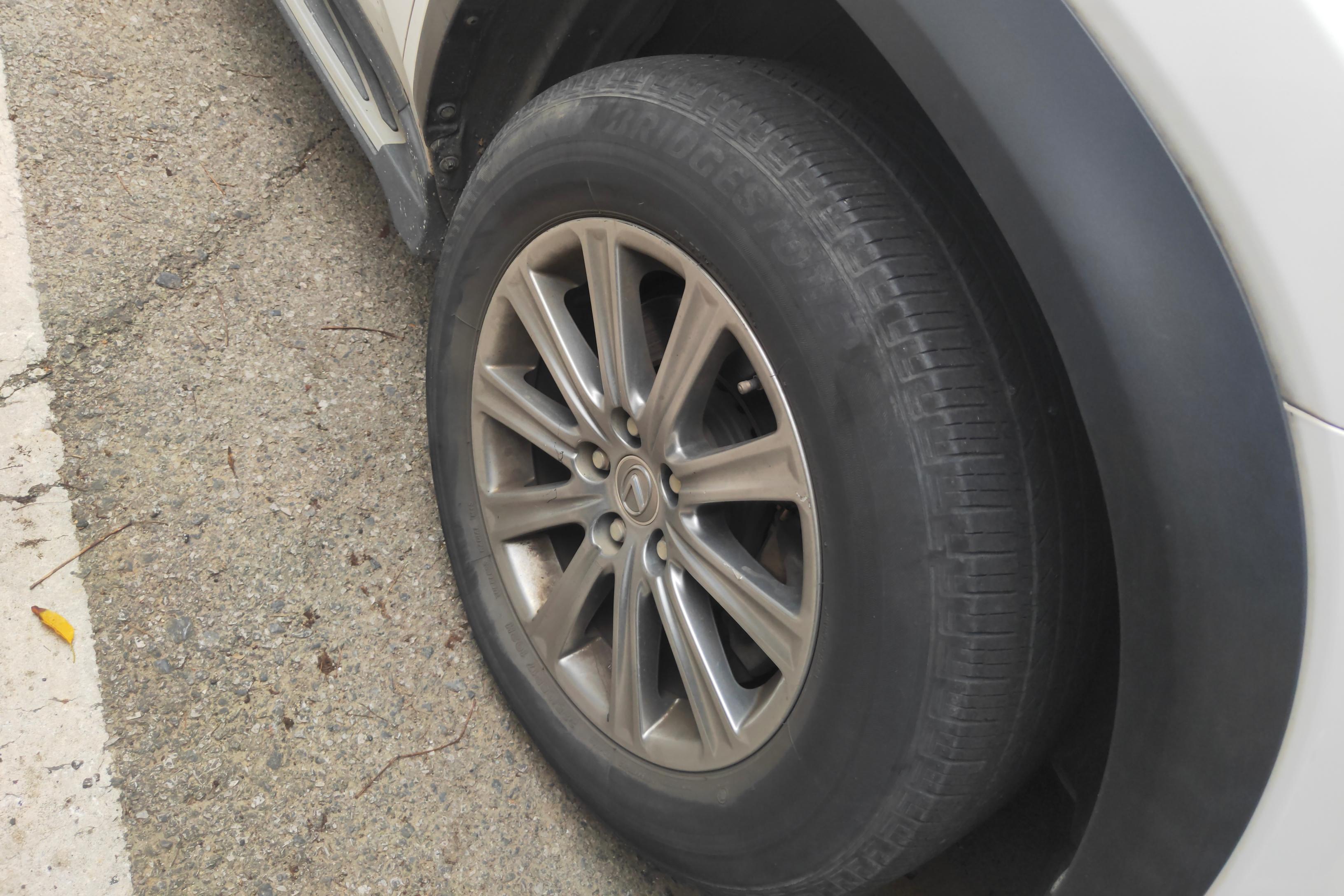 雷克萨斯NX 200 [进口] 2015款 2.0L 自动 锋行版 