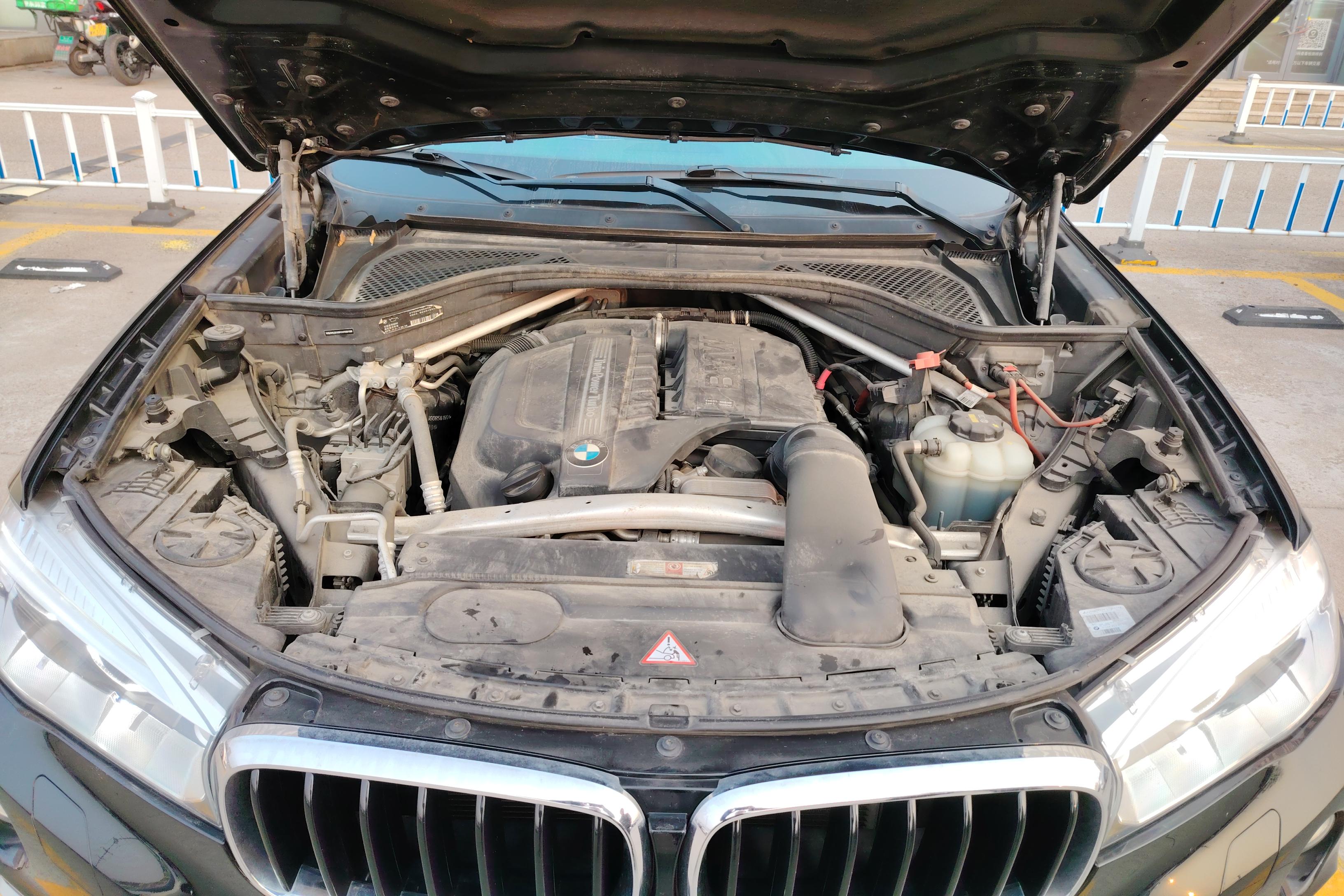 宝马X6 35i [进口] 2015款 3.0T 自动 四驱 汽油 豪华型 