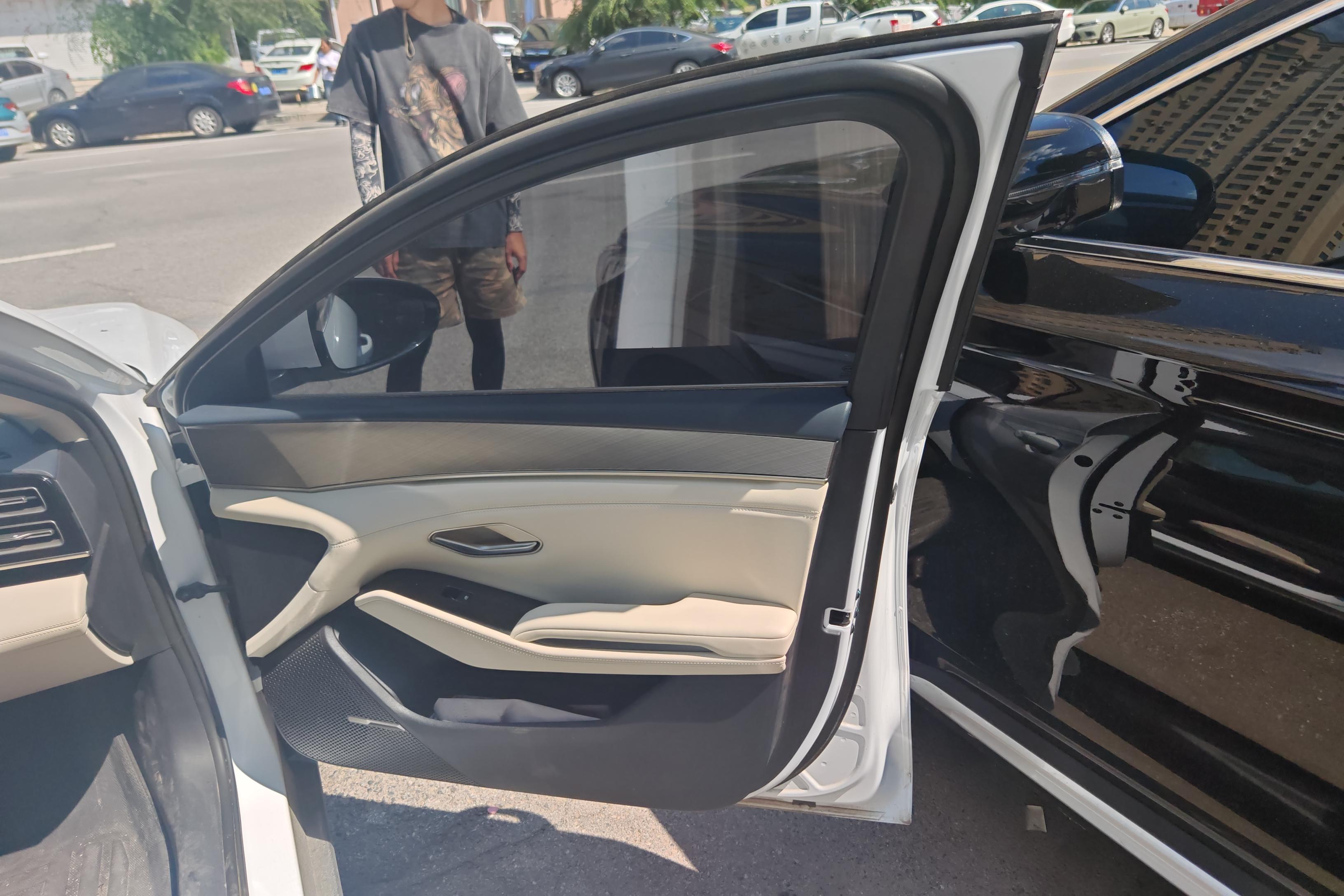 比亚迪秦L DM-i 2024款 1.5L 自动 120KM超越型 (国Ⅵ) 