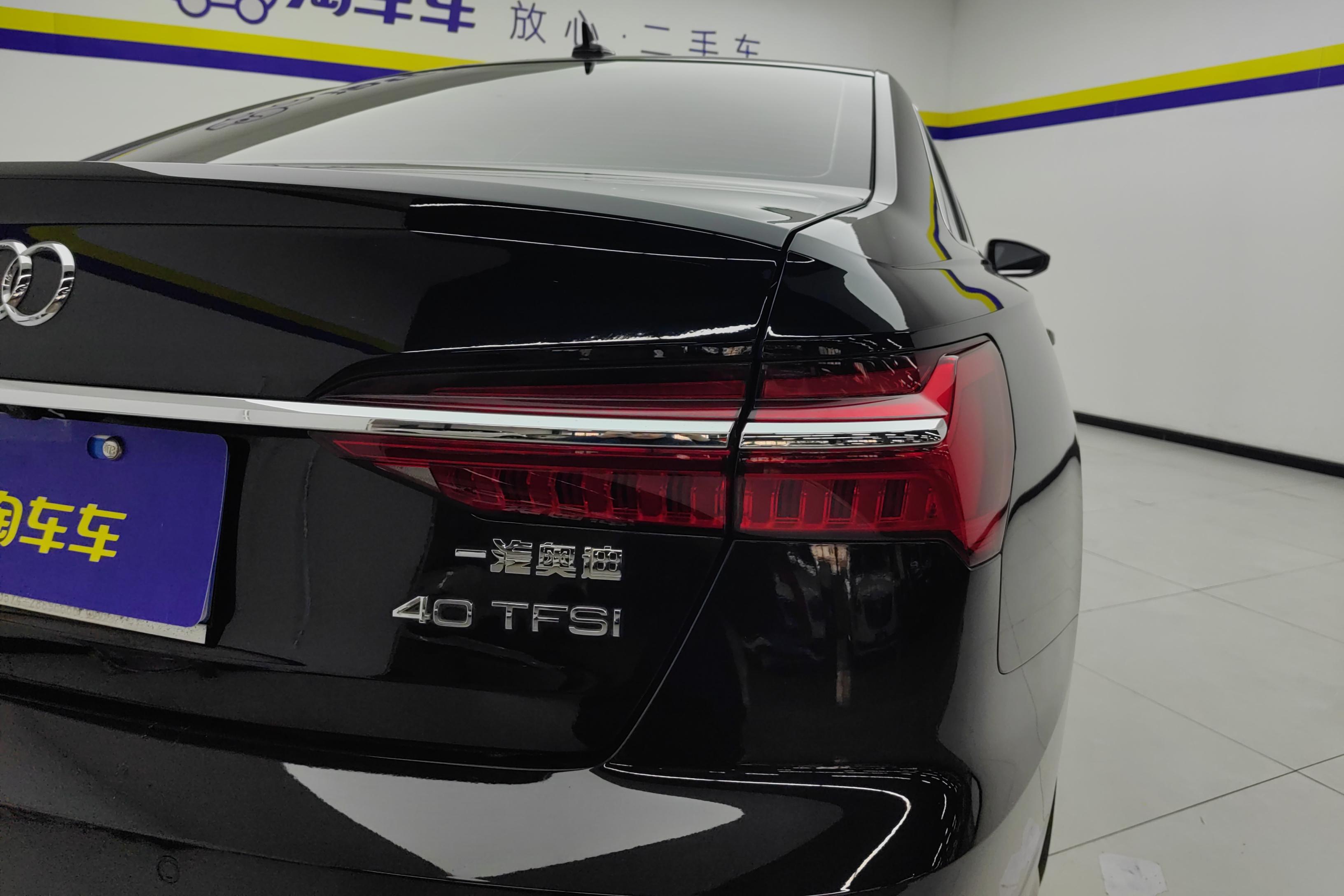 奥迪A6L 40TFSI 2019款 2.0T 自动 豪华动感型 (国Ⅵ) 