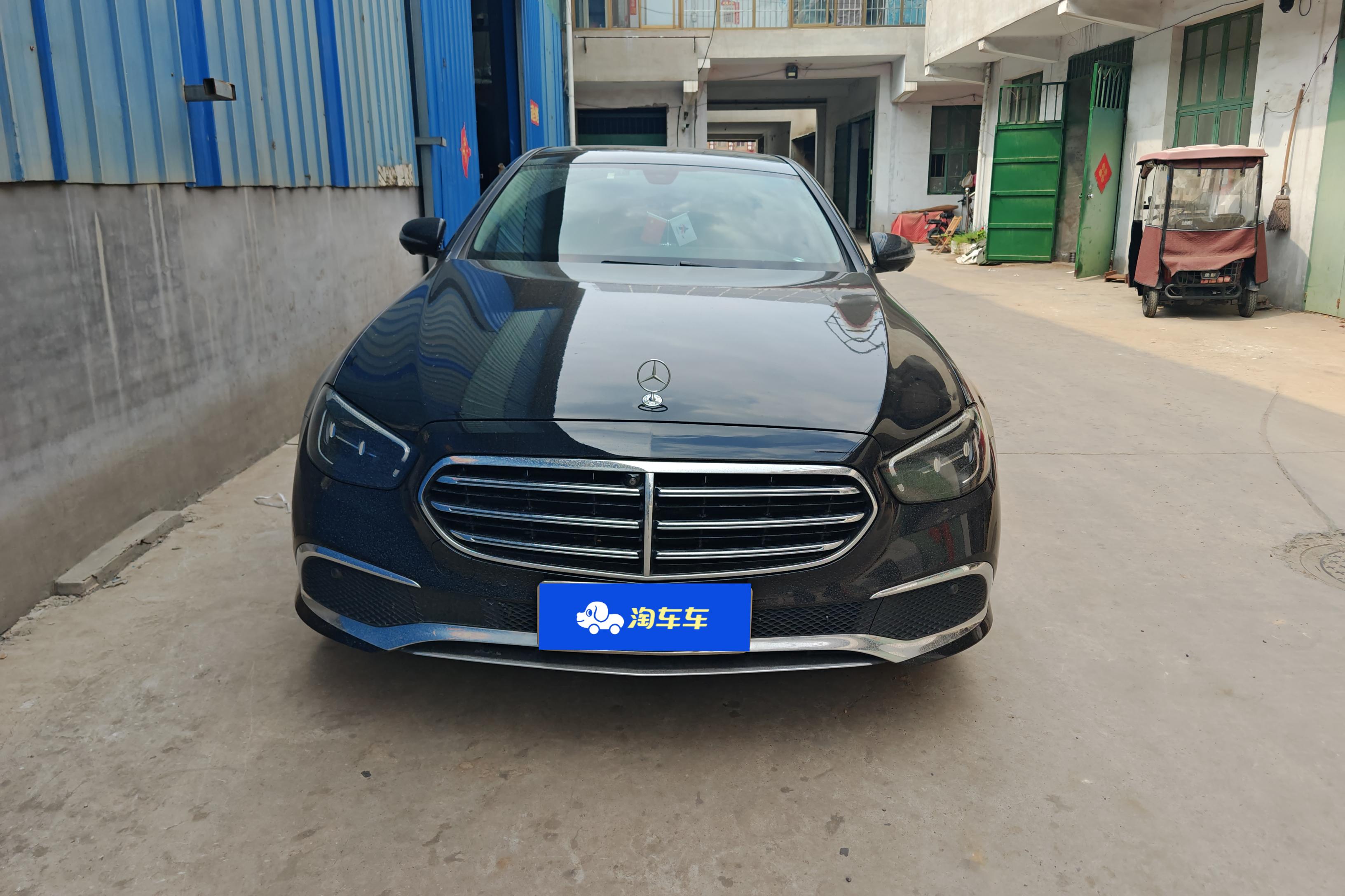 【郑州二手奔驰E级】奔驰E级 300L 2022款 2.0T 自动 汽油 改款三时尚型