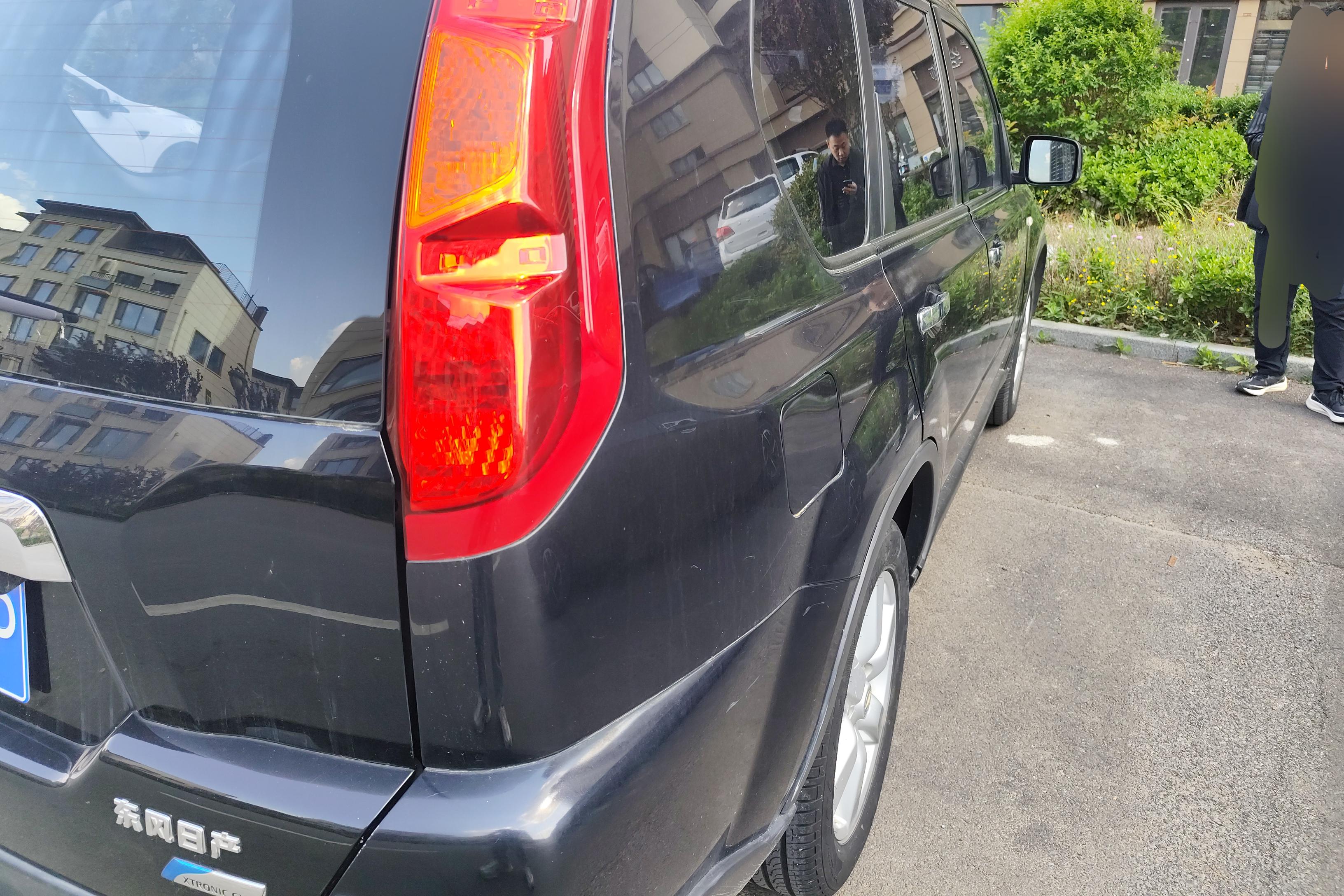 日产奇骏 XL 2010款 2.5L 自动 四驱 5座 豪华型 (国Ⅳ) 