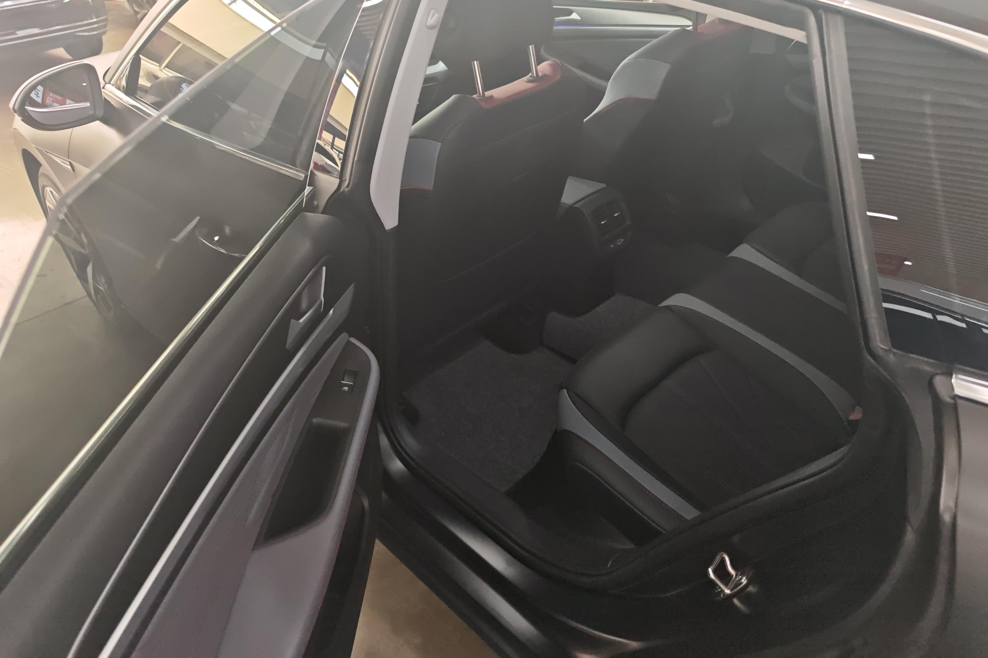 大众凌渡 L 2022款 1.4T 自动 280TSI炫辣版 (国Ⅵ) 
