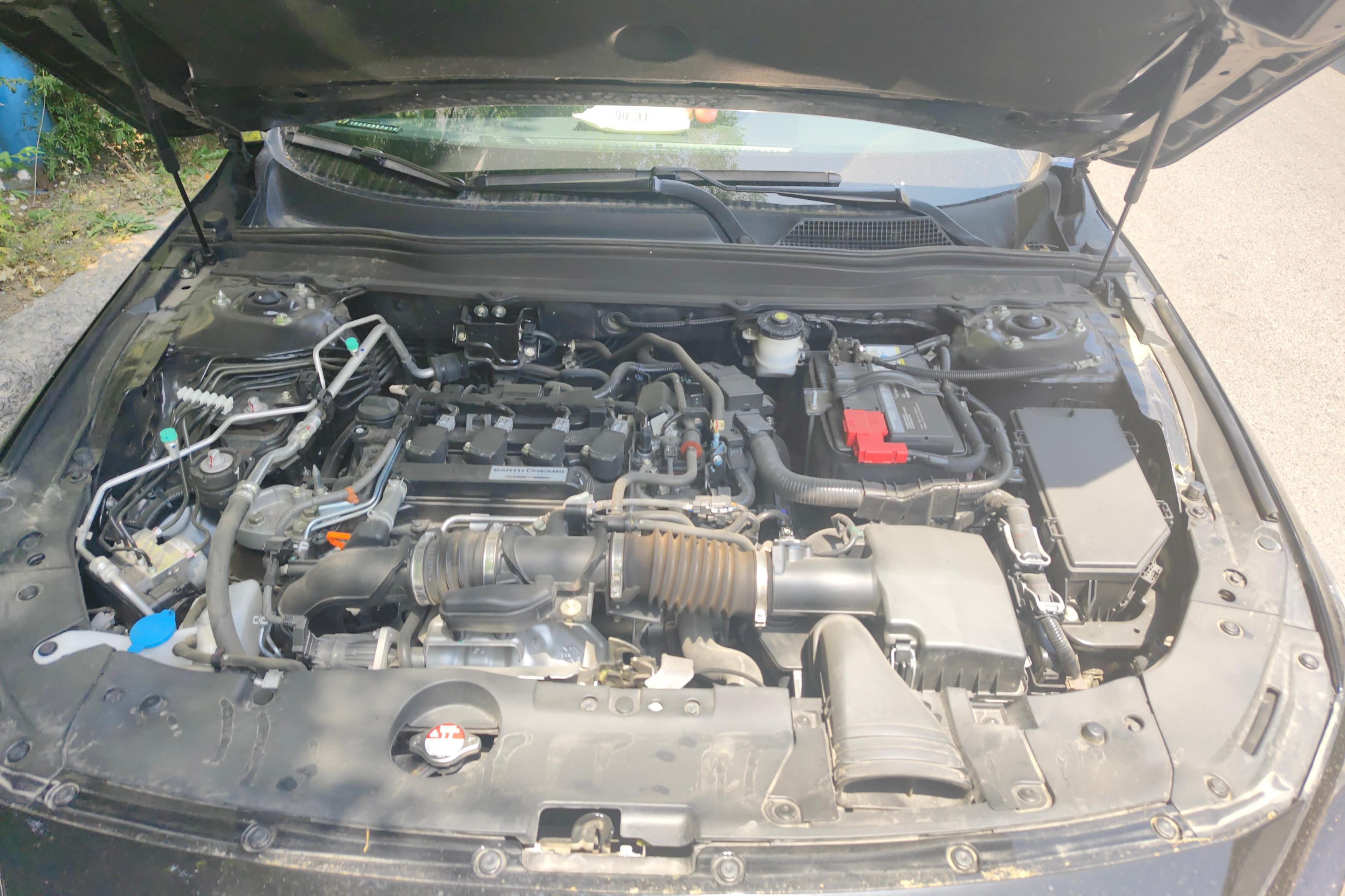 本田雅阁 2022款 1.5T 自动 260TURBO幻夜·尊贵版 (国Ⅵ) 